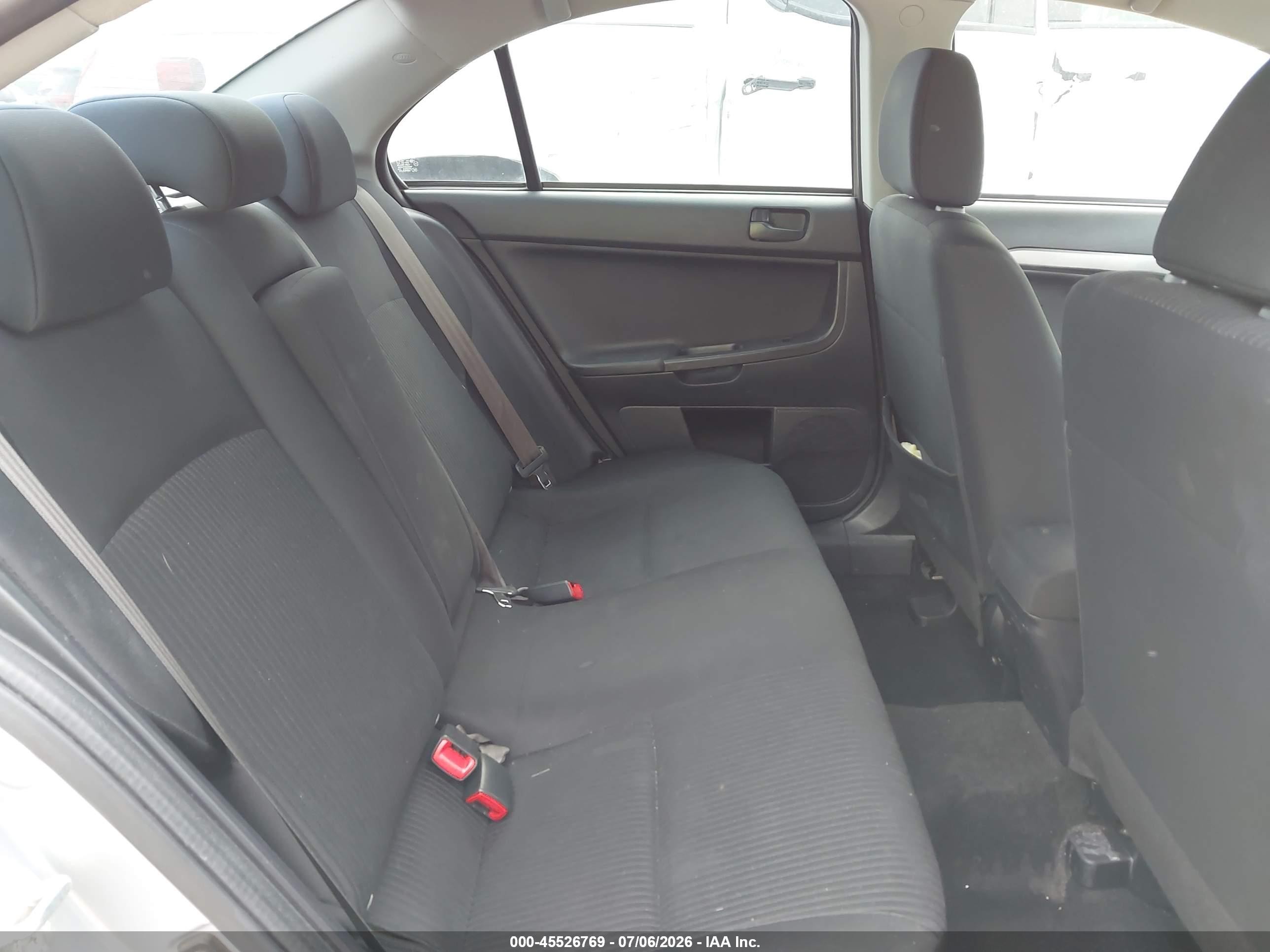 2015 Mitsubishi Lancer Es Серебряный vin: JA32U2FU2FU014503