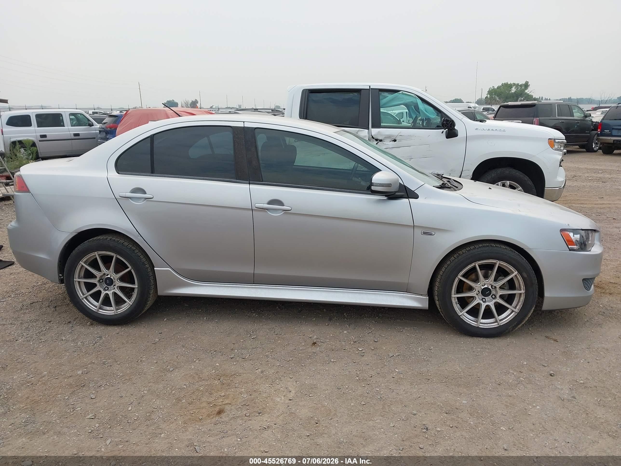 2015 Mitsubishi Lancer Es Серебряный vin: JA32U2FU2FU014503
