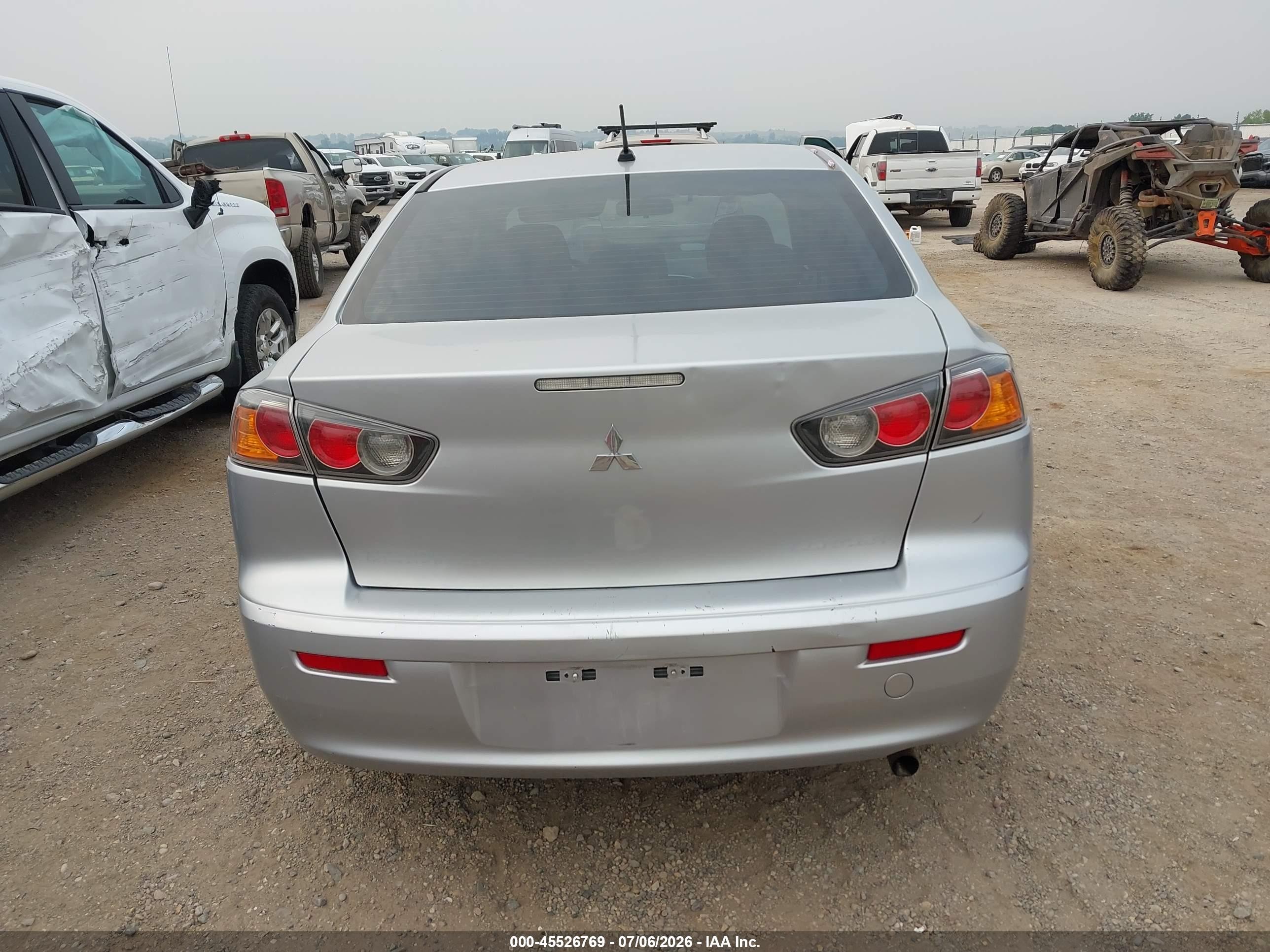 2015 Mitsubishi Lancer Es Серебряный vin: JA32U2FU2FU014503