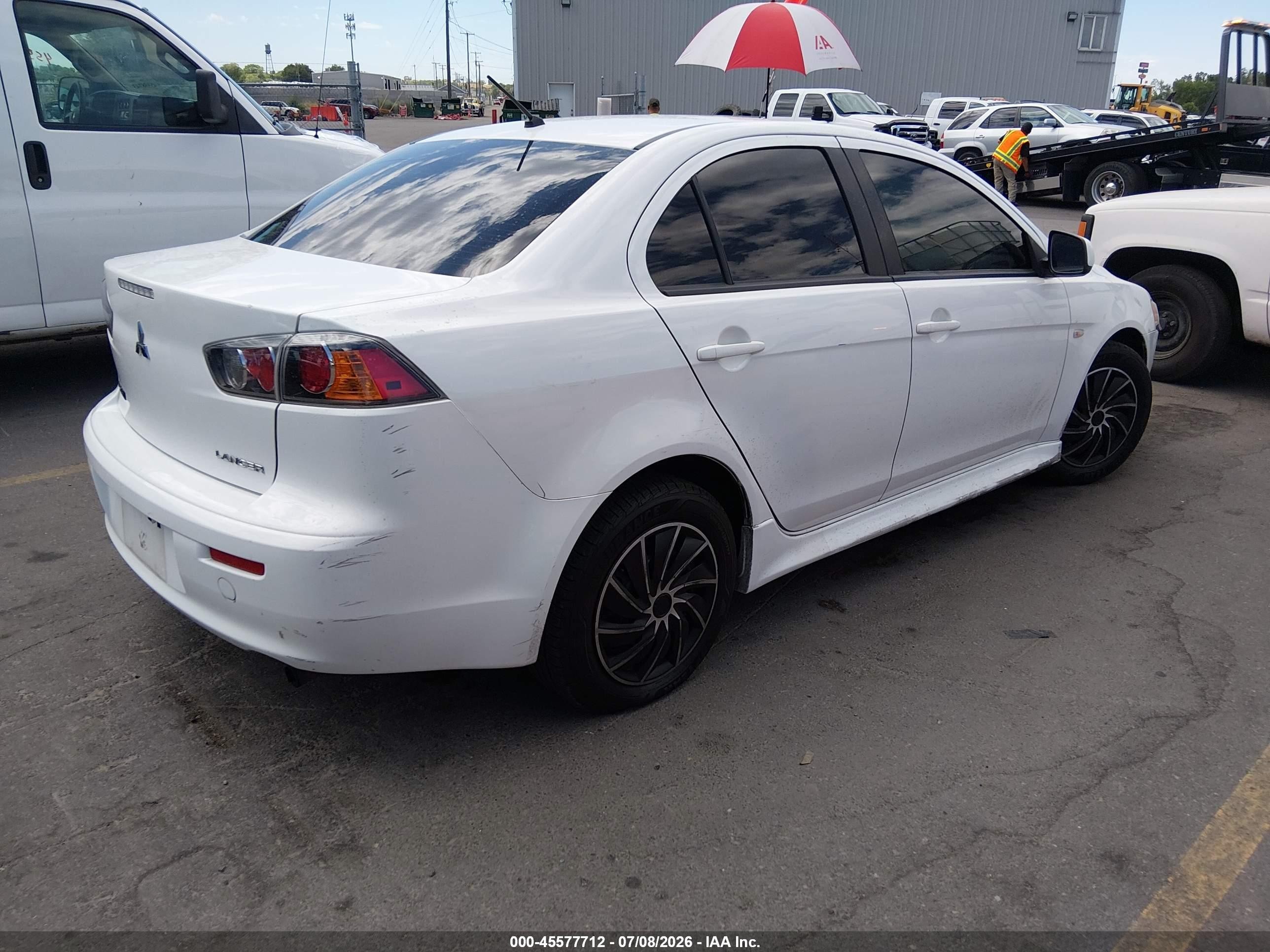 2014 Mitsubishi Lancer Es White vin: JA32U2FU3EU020051