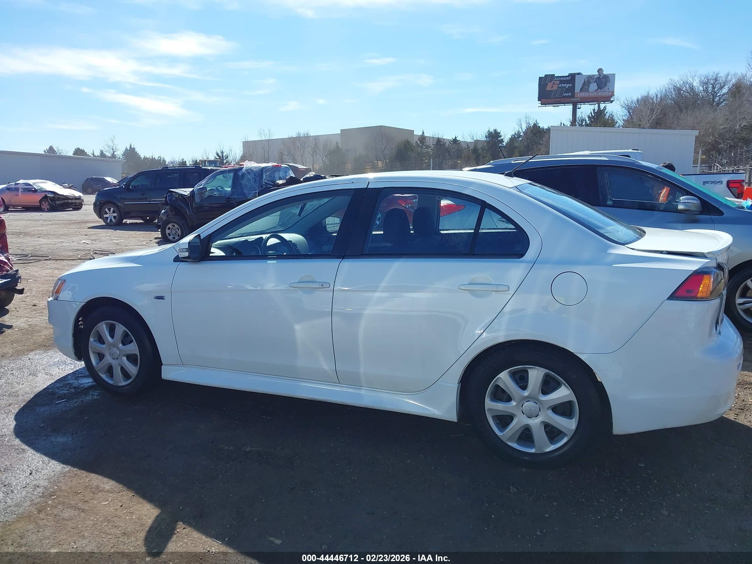 2015 Mitsubishi Lancer Es White vin: JA32U2FU3FU002215