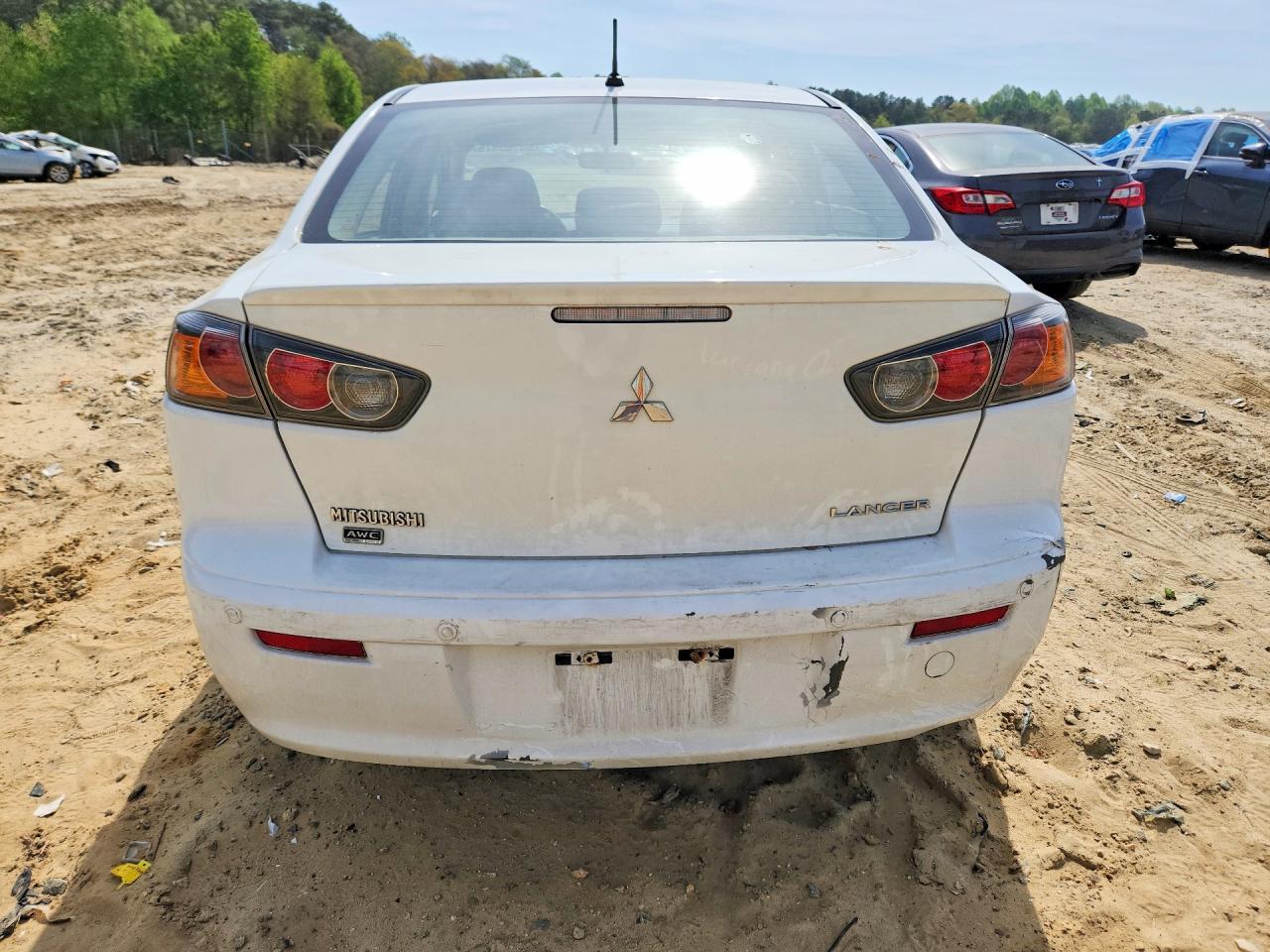 2015 Mitsubishi Lancer Es White vin: JA32U2FU3FU023260