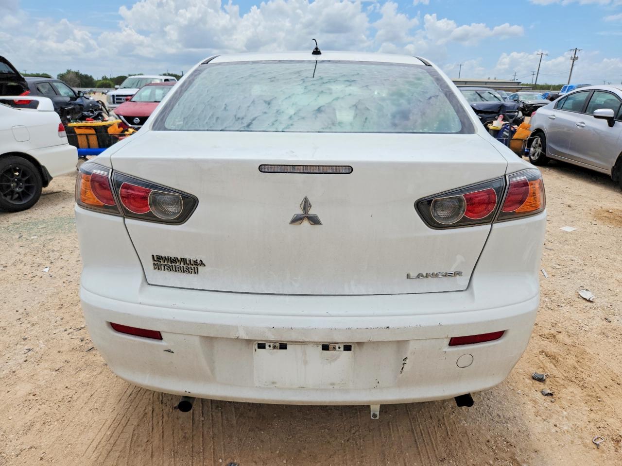 2014 Mitsubishi Lancer Es/es Sport White vin: JA32U2FU4EU004196