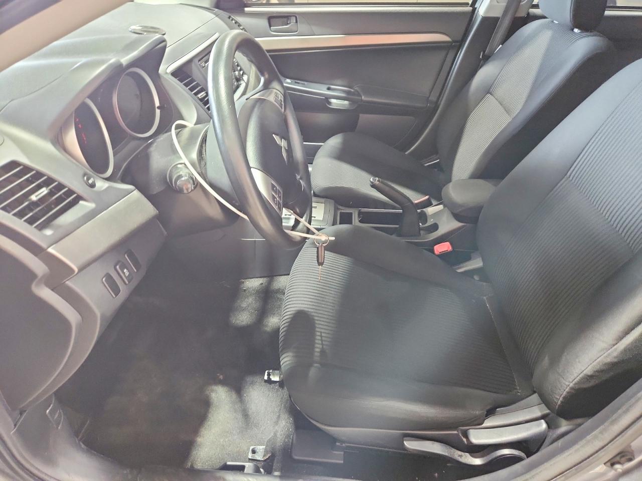 2014 Mitsubishi Lancer Es/es Sport Silver vin: JA32U2FU4EU009477