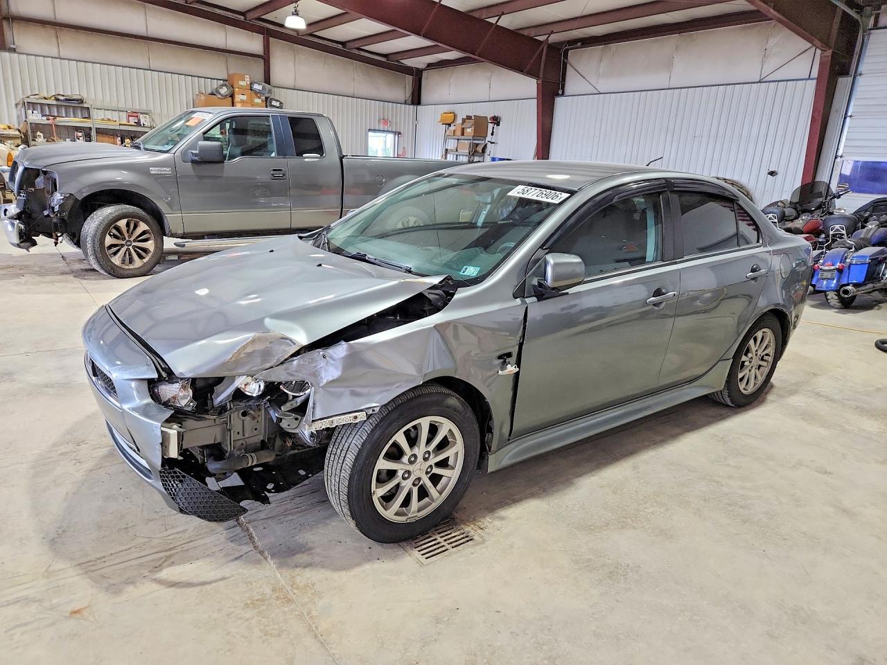 2014 Mitsubishi Lancer Es/es Sport Silver vin: JA32U2FU4EU009477