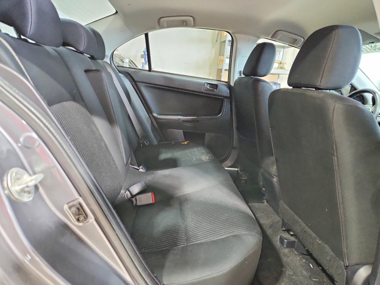 2014 Mitsubishi Lancer Es/es Sport Silver vin: JA32U2FU4EU009477