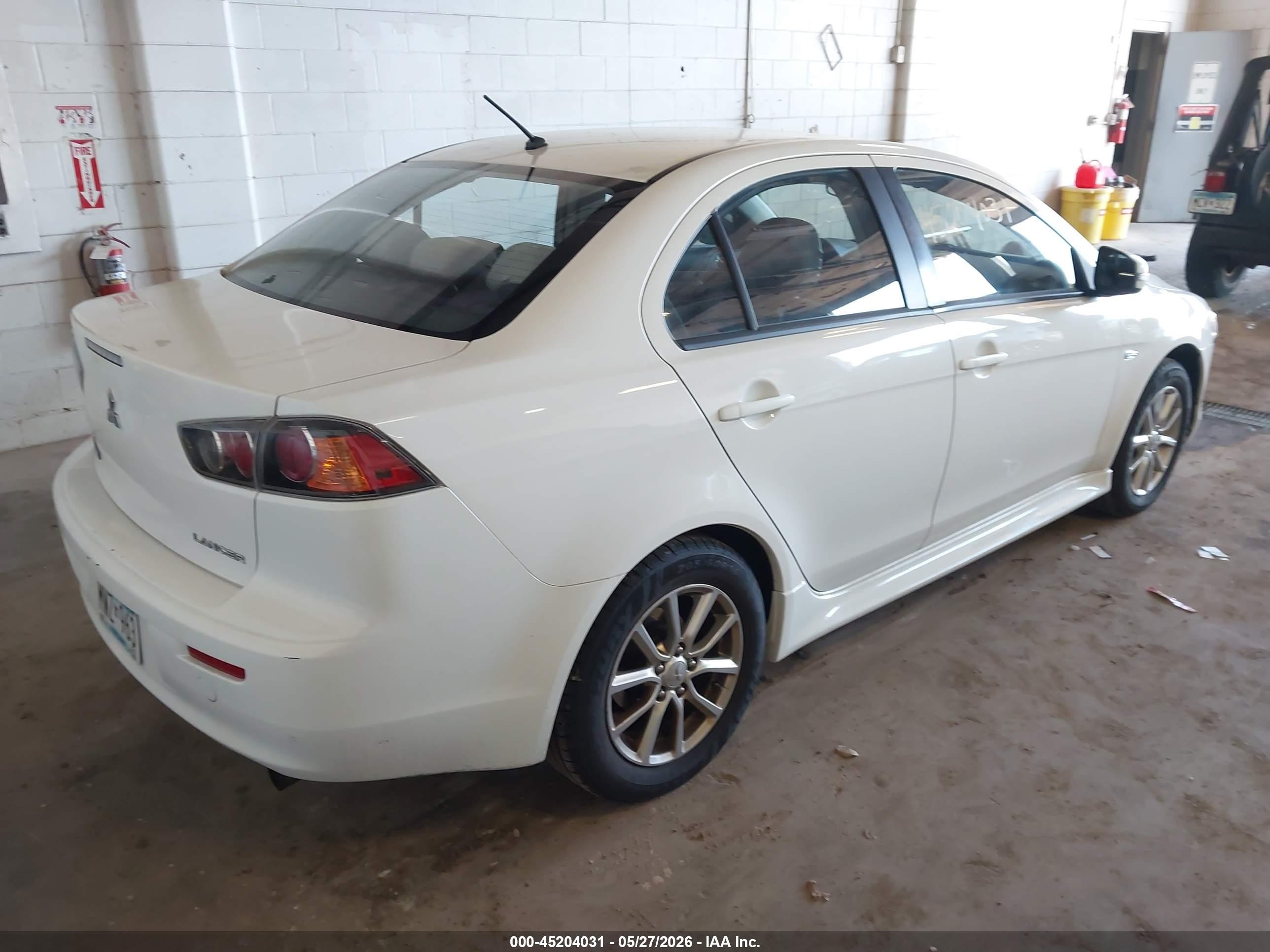 2015 Mitsubishi Lancer Es Белый vin: JA32U2FU4FU020772