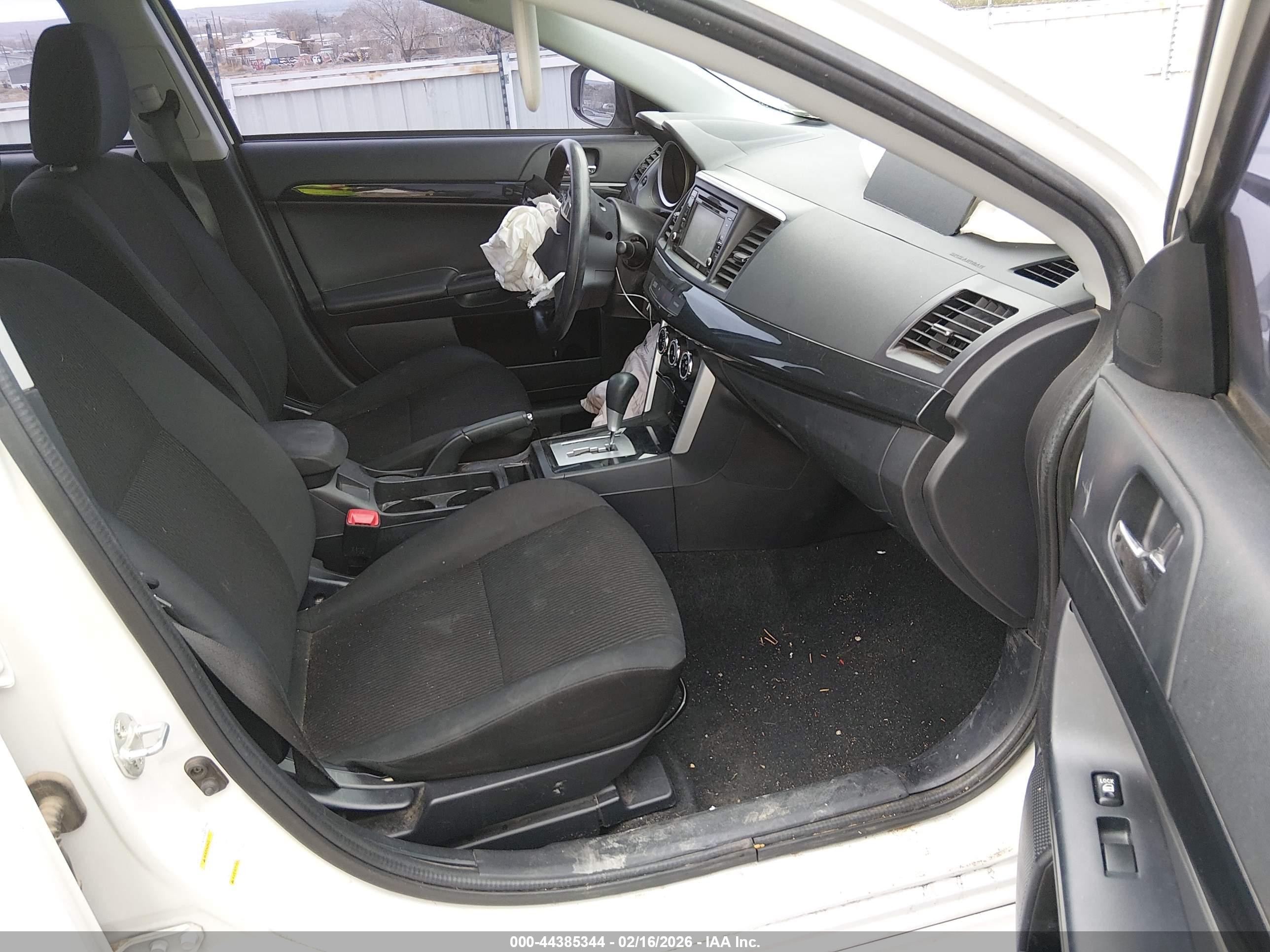 2017 Mitsubishi Lancer Es White vin: JA32U2FU4HU007894