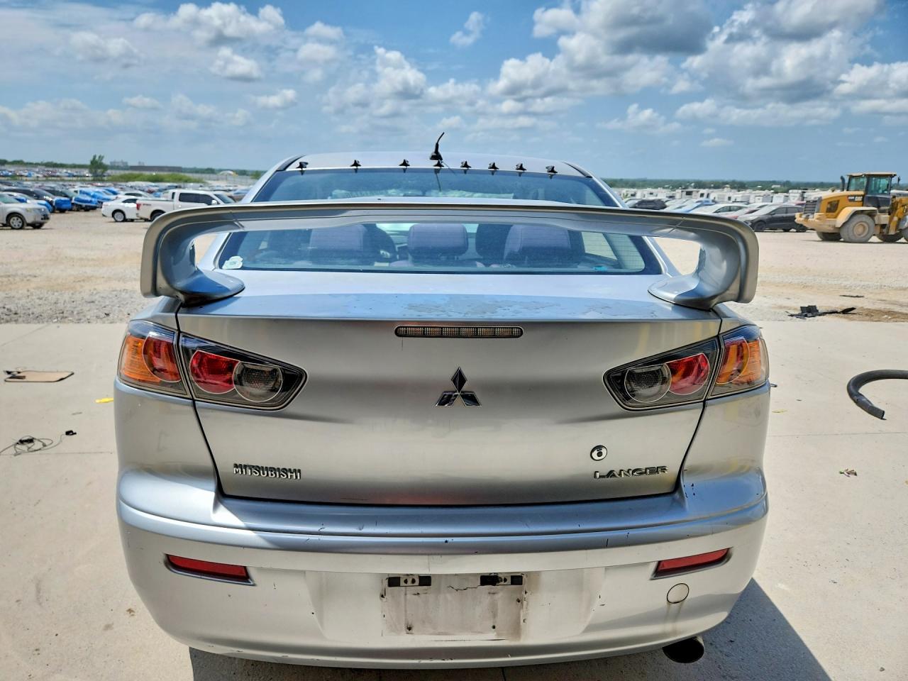 2011 Mitsubishi Lancer Silver vin: JA32U2FU5BU018538