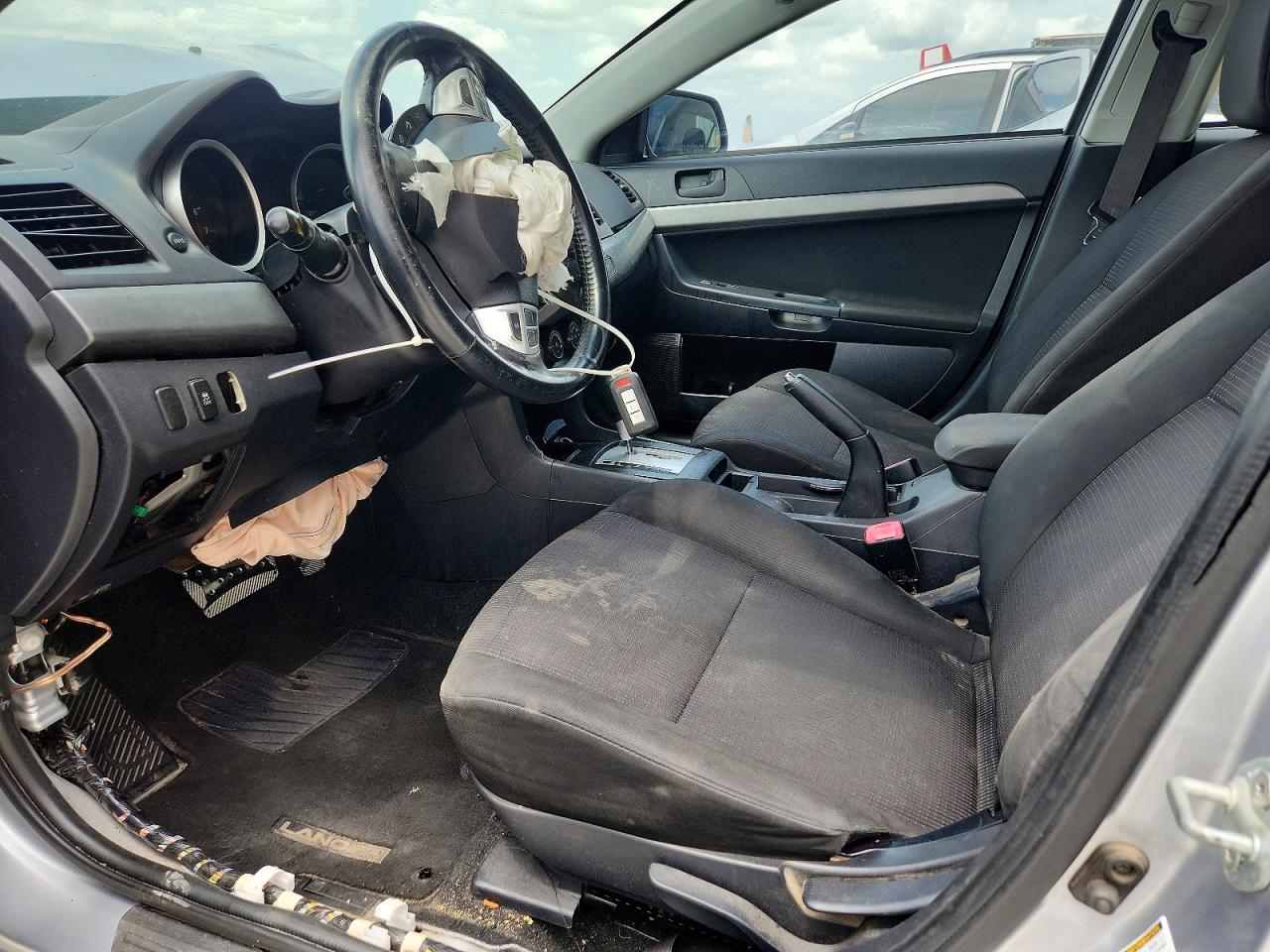 2011 Mitsubishi Lancer Silver vin: JA32U2FU5BU018538