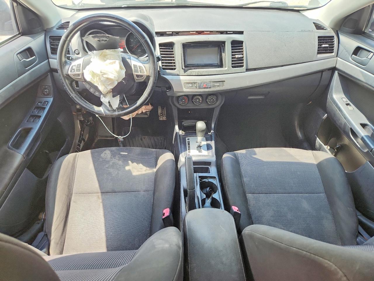 2011 Mitsubishi Lancer Silver vin: JA32U2FU5BU018538