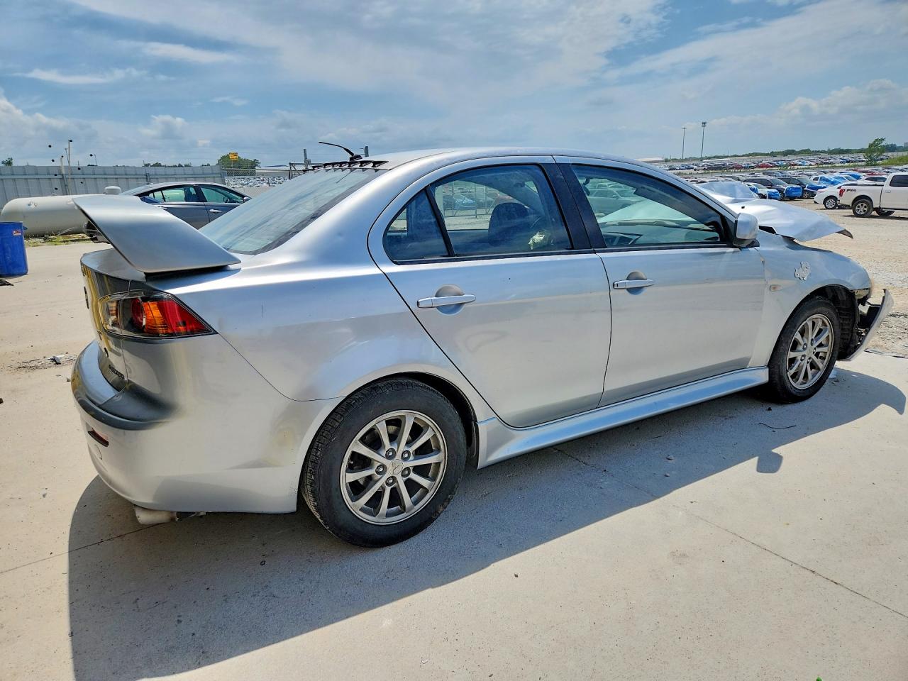 2011 Mitsubishi Lancer Silver vin: JA32U2FU5BU018538