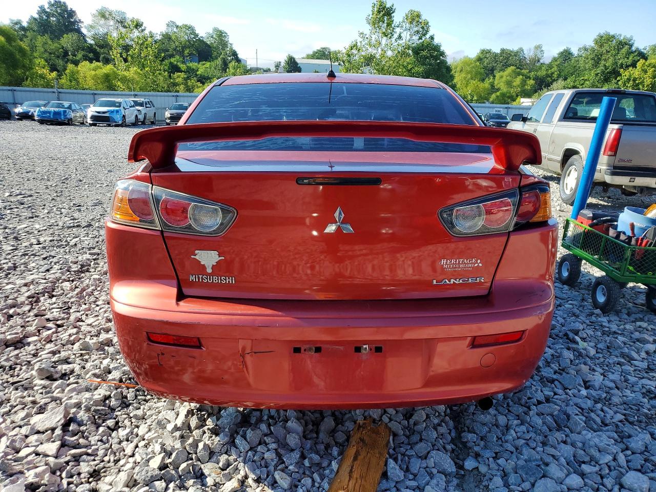 2011 Mitsubishi Lancer Red vin: JA32U2FU5BU041074