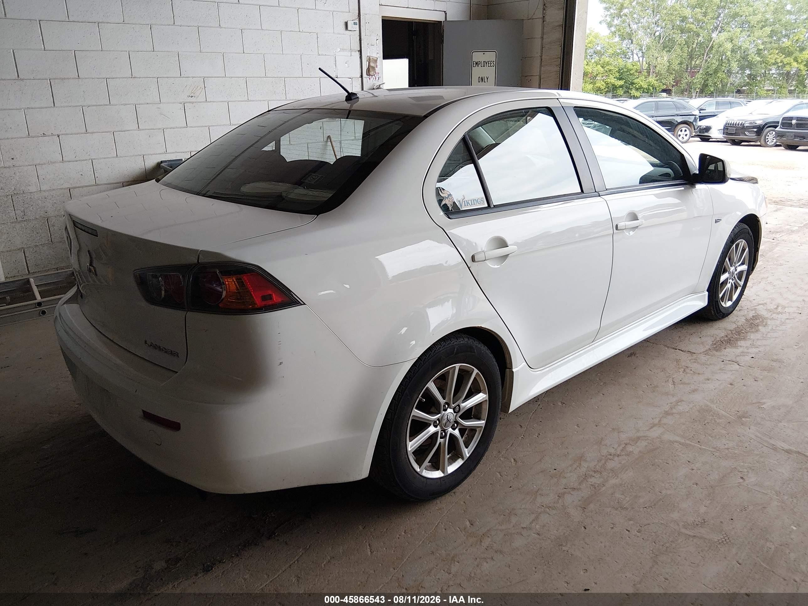 2015 Mitsubishi Lancer Es White vin: JA32U2FU5FU007335
