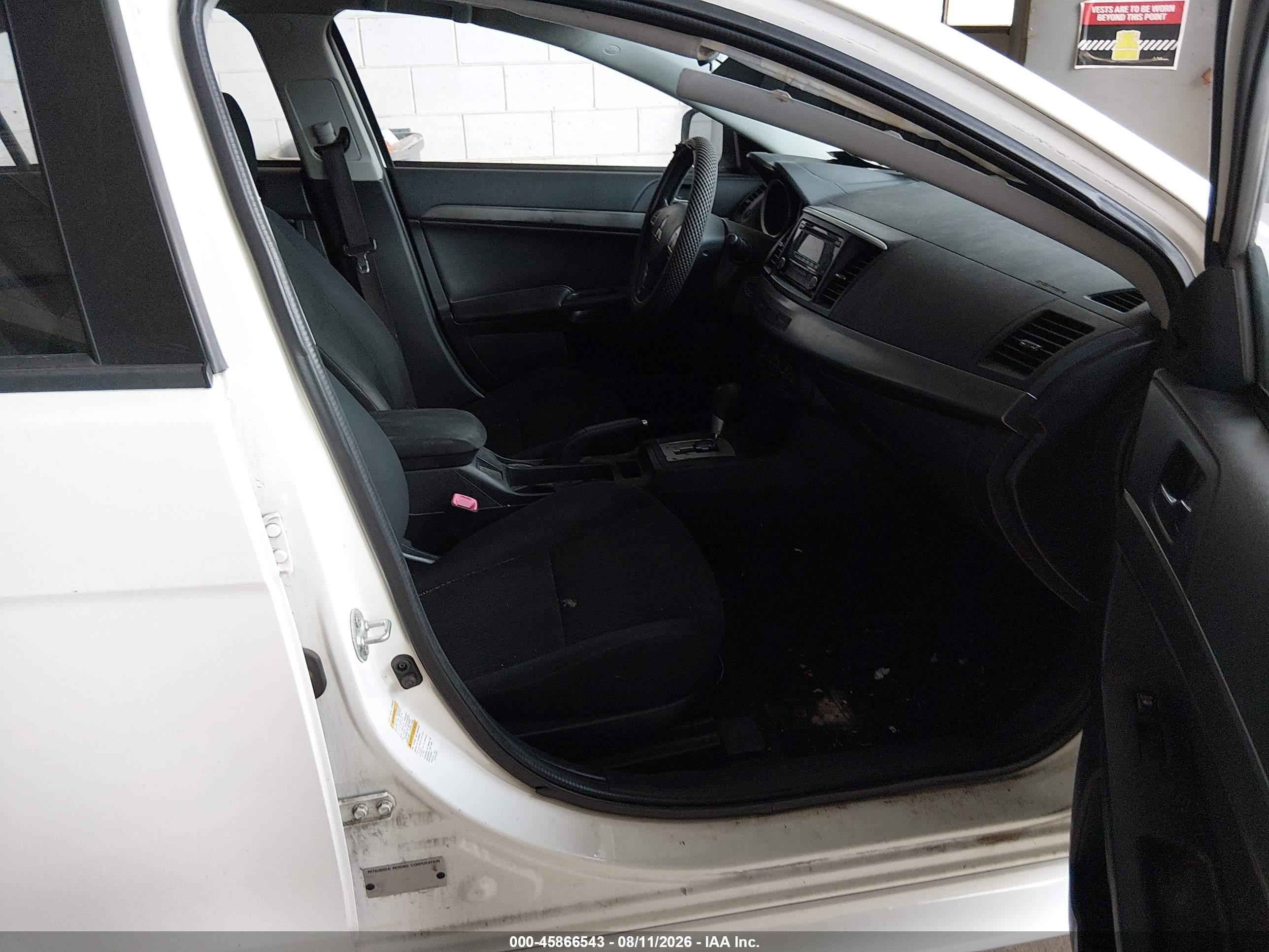 2015 Mitsubishi Lancer Es White vin: JA32U2FU5FU007335