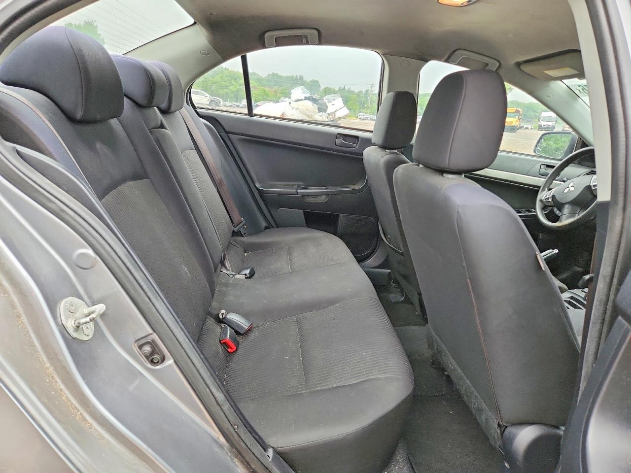 2014 Mitsubishi Lancer Es/es Sport Silver vin: JA32U2FU7EU003169