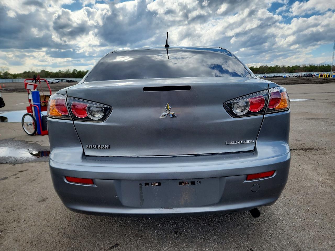 2014 Mitsubishi Lancer Silver vin: JA32U2FU7EU011174