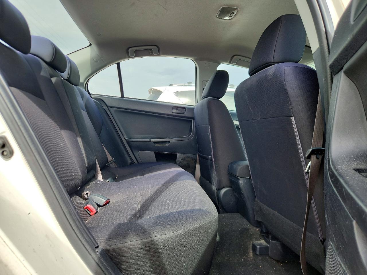 2015 Mitsubishi Lancer Es White vin: JA32U2FU7FU012889