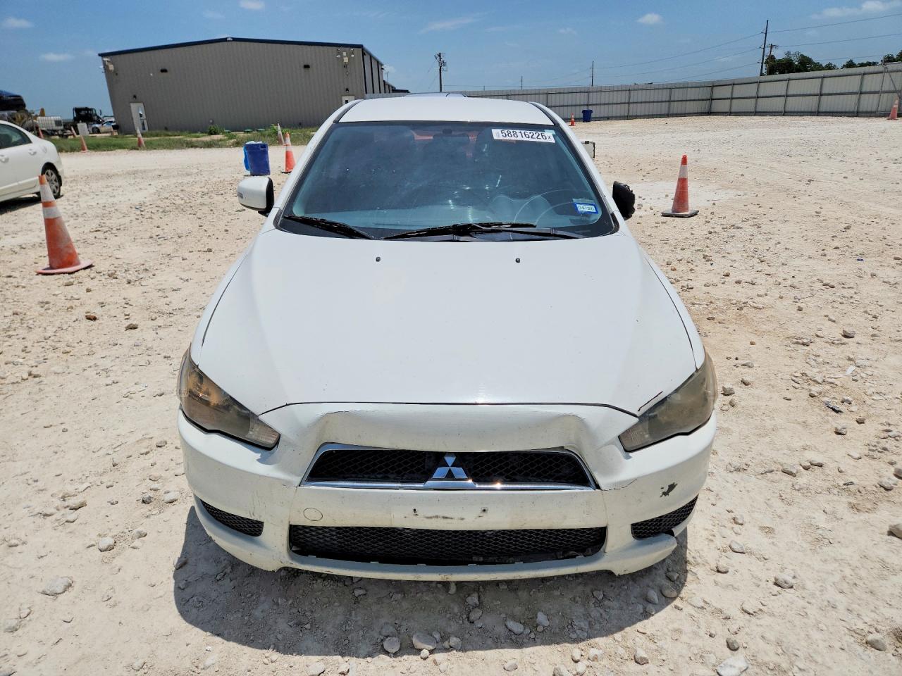 2015 Mitsubishi Lancer Es White vin: JA32U2FU7FU015727