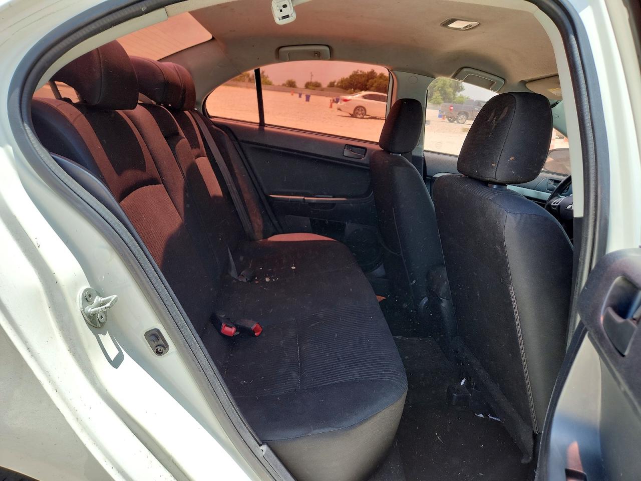 2015 Mitsubishi Lancer Es White vin: JA32U2FU7FU015727