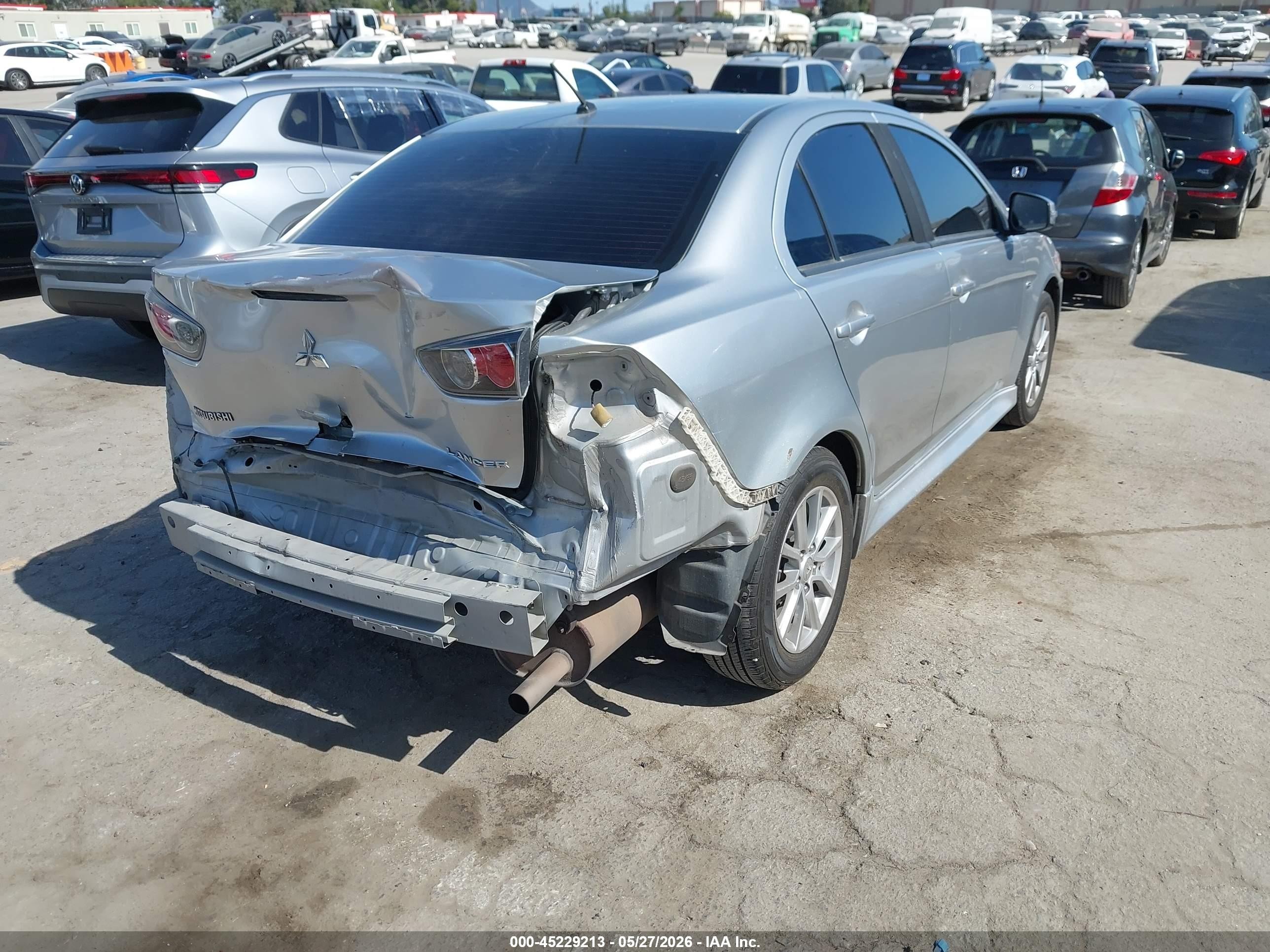 2016 Mitsubishi Lancer Es Silver vin: JA32U2FU7GU007841
