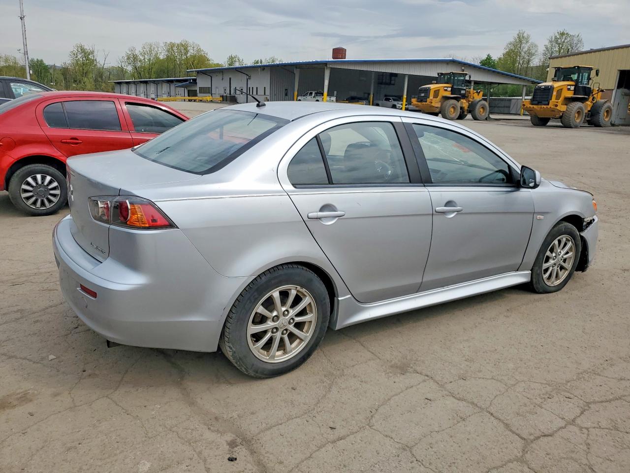 2011 Mitsubishi Lancer Silver vin: JA32U2FU8BU004410