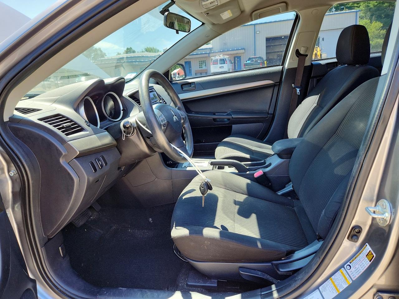 2014 Mitsubishi Lancer Es/es Sport Silver vin: JA32U2FU9EU020443