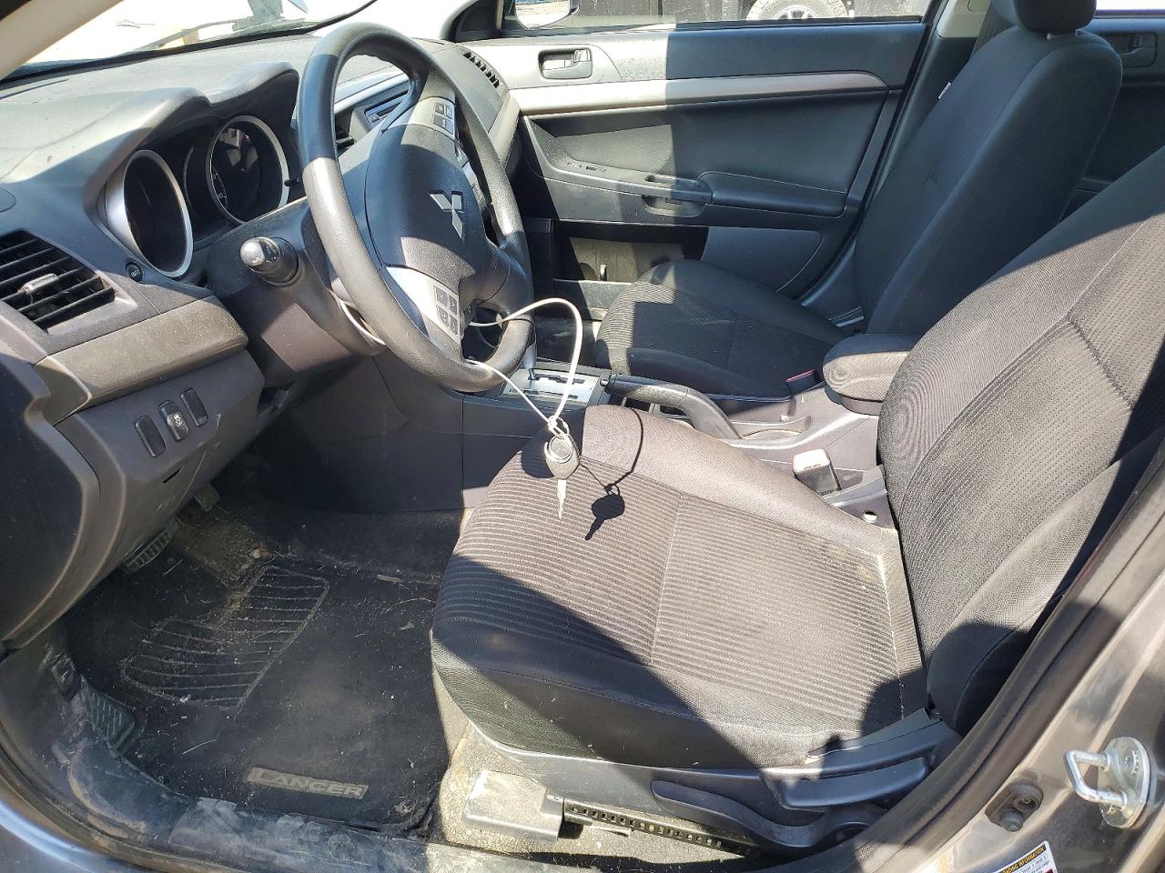 2015 Mitsubishi Lancer Es Серебряный vin: JA32U2FU9FU000288