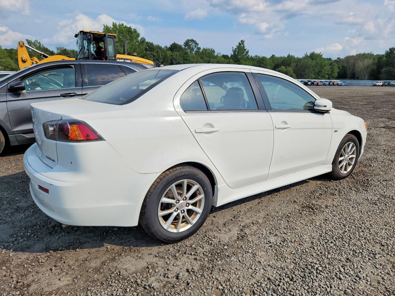 2015 Mitsubishi Lancer Es White vin: JA32U2FUXFU002311