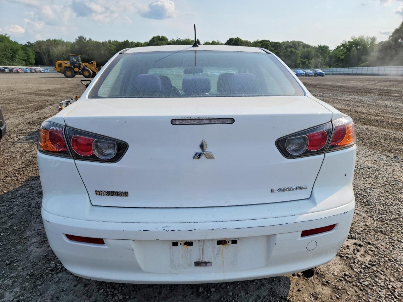 2015 Mitsubishi Lancer Es White vin: JA32U2FUXFU002311