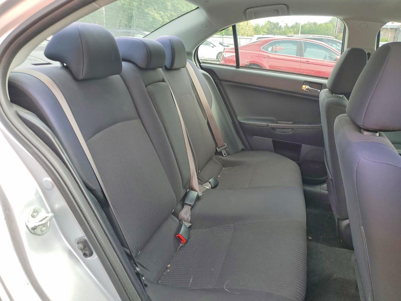 2015 Mitsubishi Lancer Es Серебряный vin: JA32U2FUXFU018749