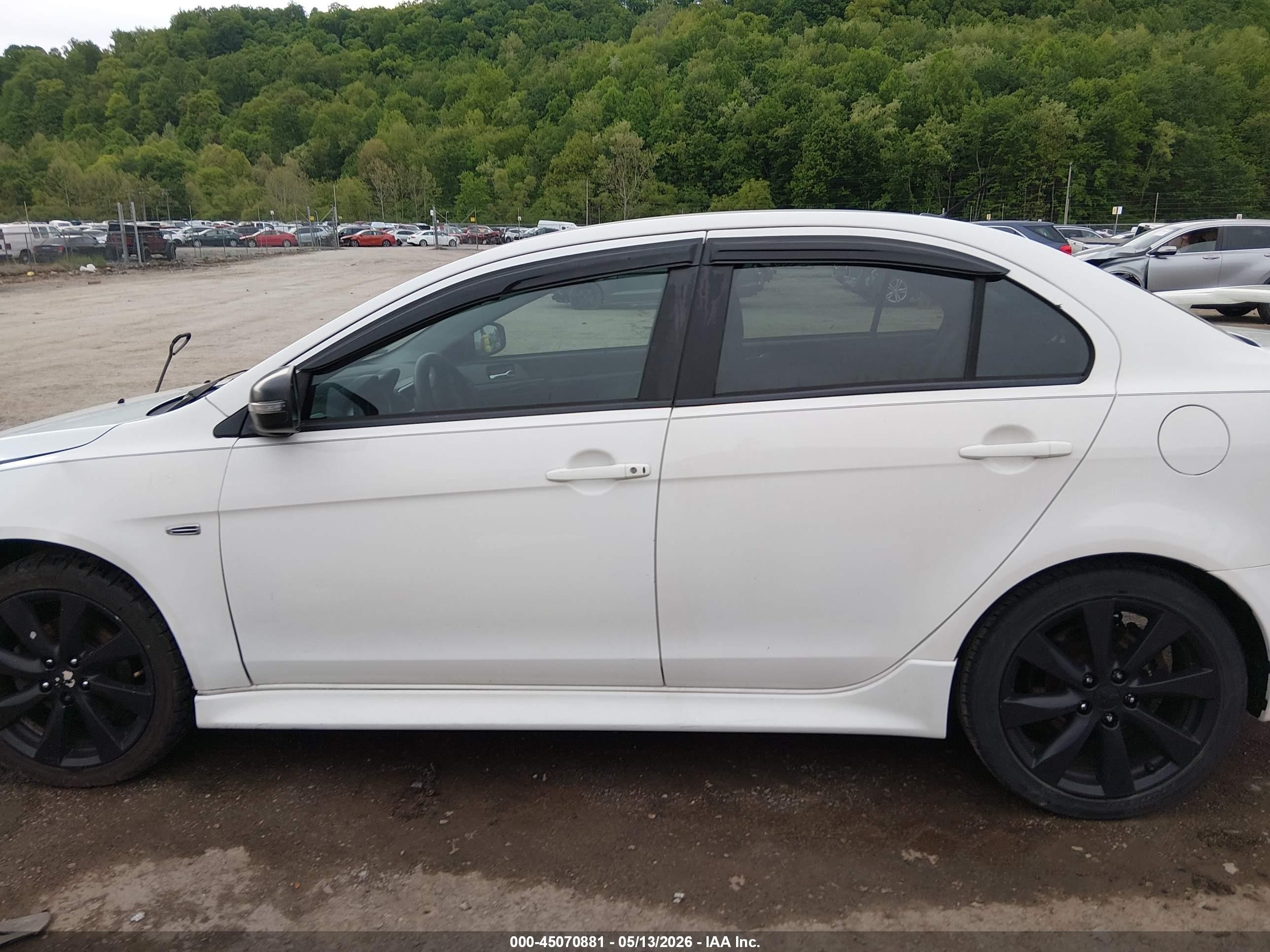 2015 Mitsubishi Lancer Gt White vin: JA32U8FW6FU021667