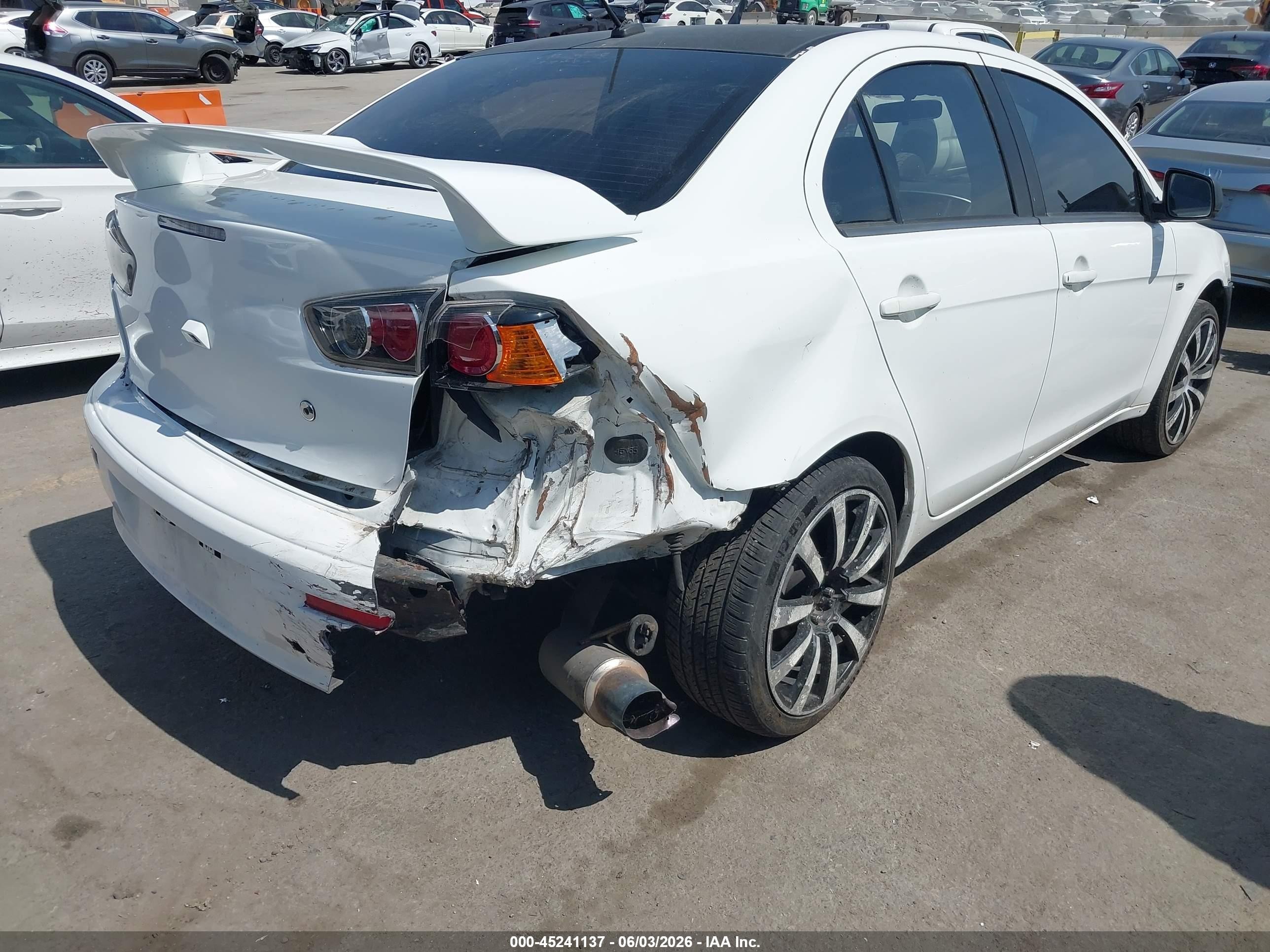 2015 Mitsubishi Lancer Gt Белый vin: JA32U8FW7FU006014