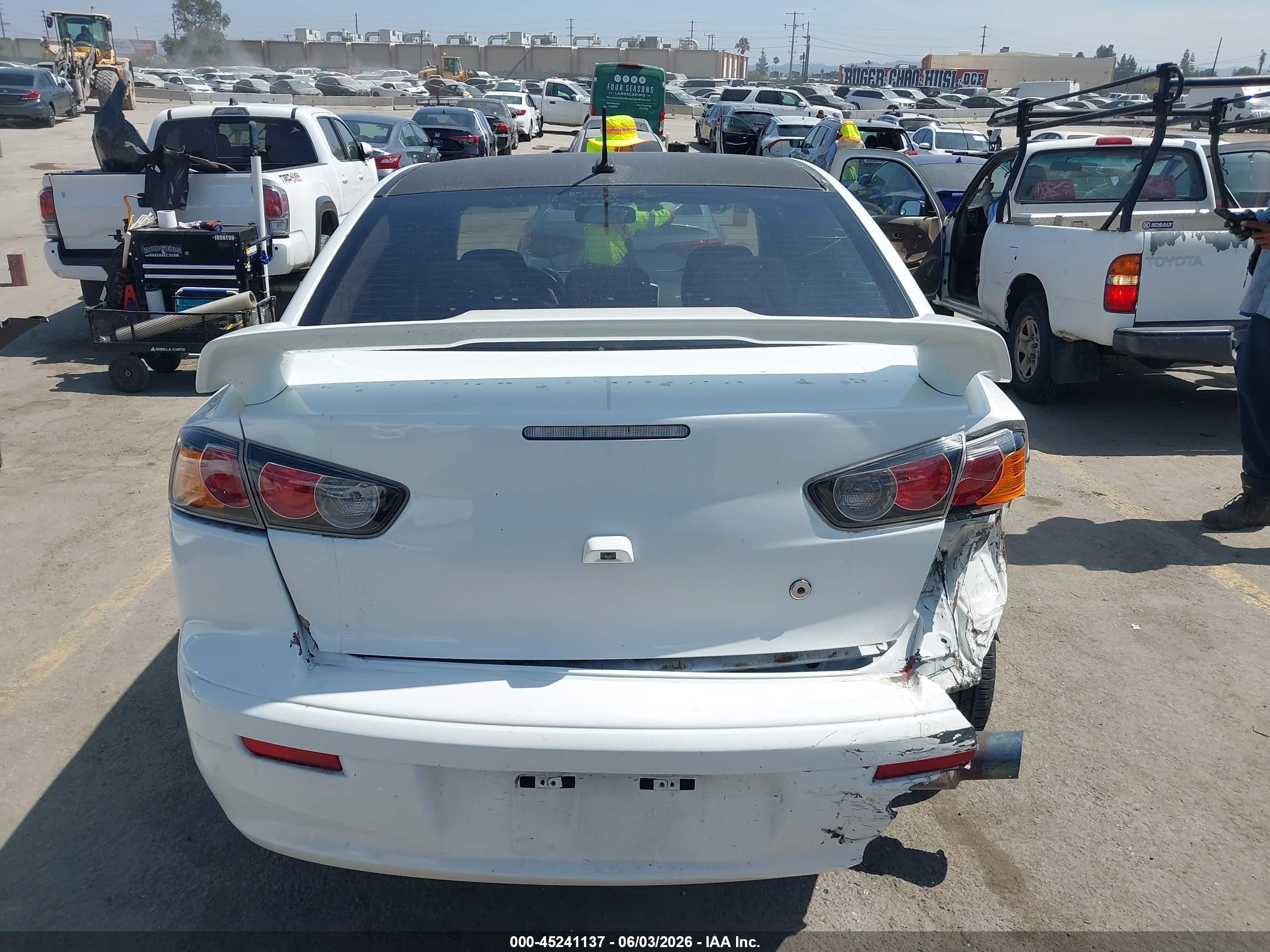 2015 Mitsubishi Lancer Gt Белый vin: JA32U8FW7FU006014