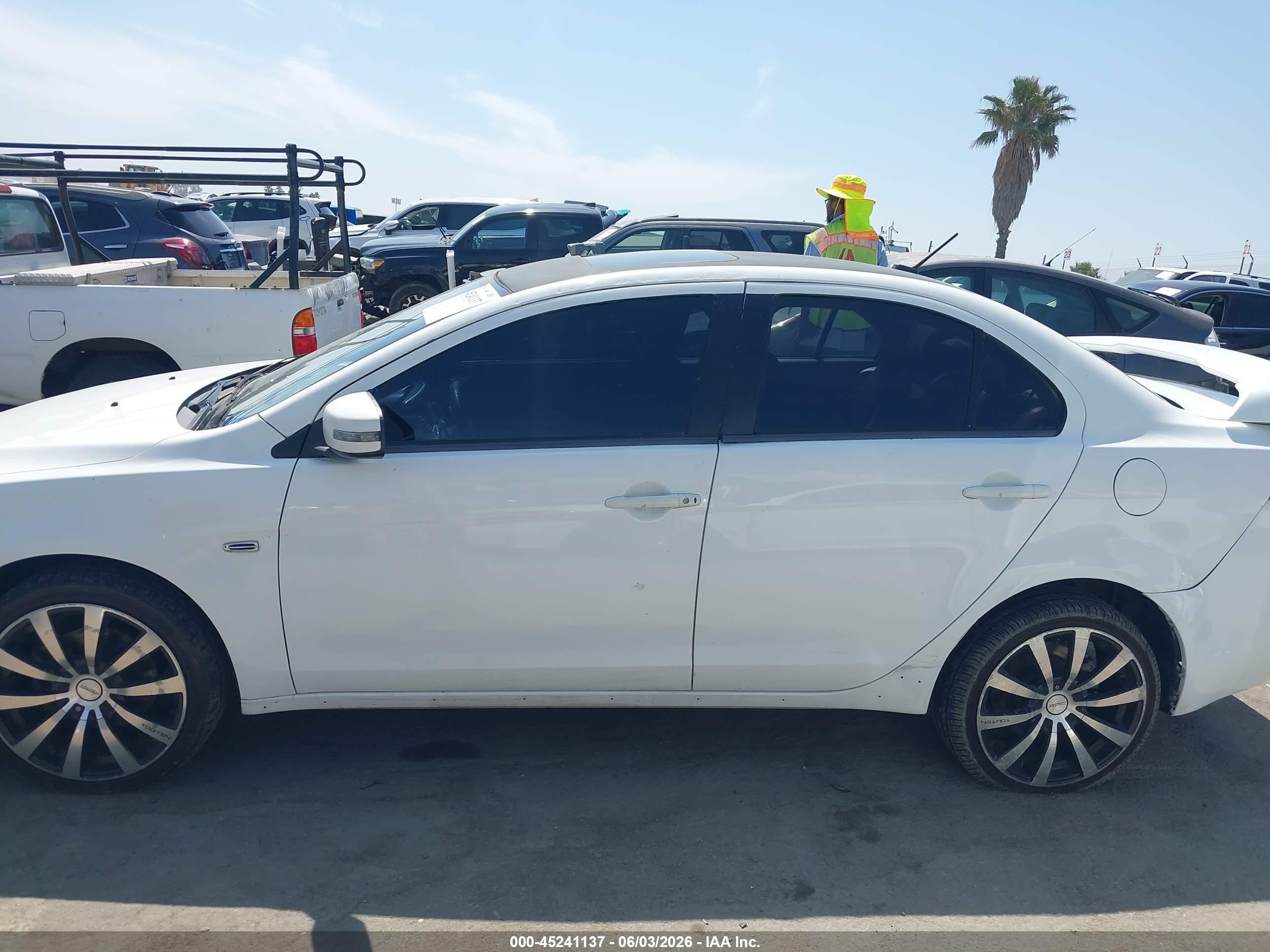 2015 Mitsubishi Lancer Gt Белый vin: JA32U8FW7FU006014