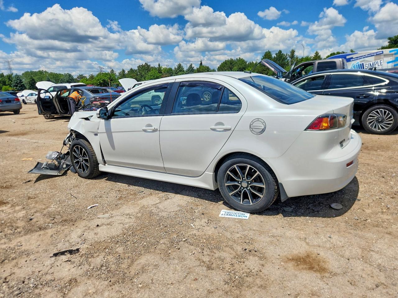 2016 Mitsubishi Lancer Es White vin: JA32V2FW1GU003623
