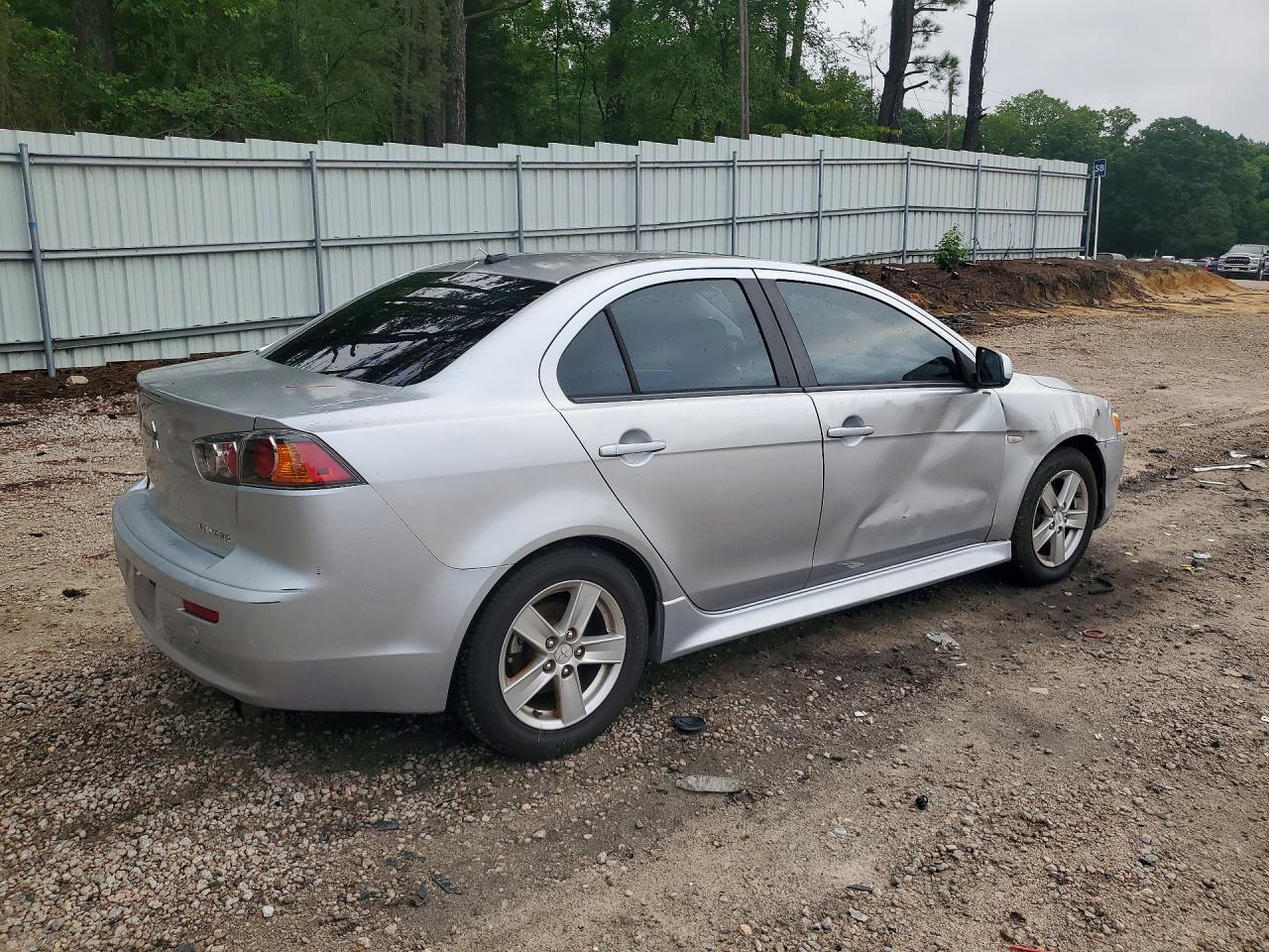 2013 Mitsubishi Lancer Se Silver vin: JA32V2FW8DU017983