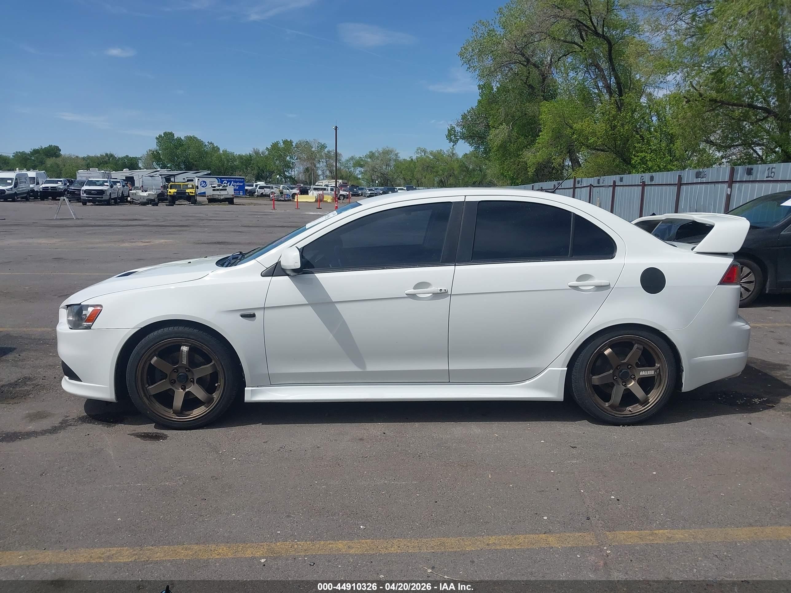 2014 Mitsubishi Lancer Ralliart Белый vin: JA32V6FV3EU021519