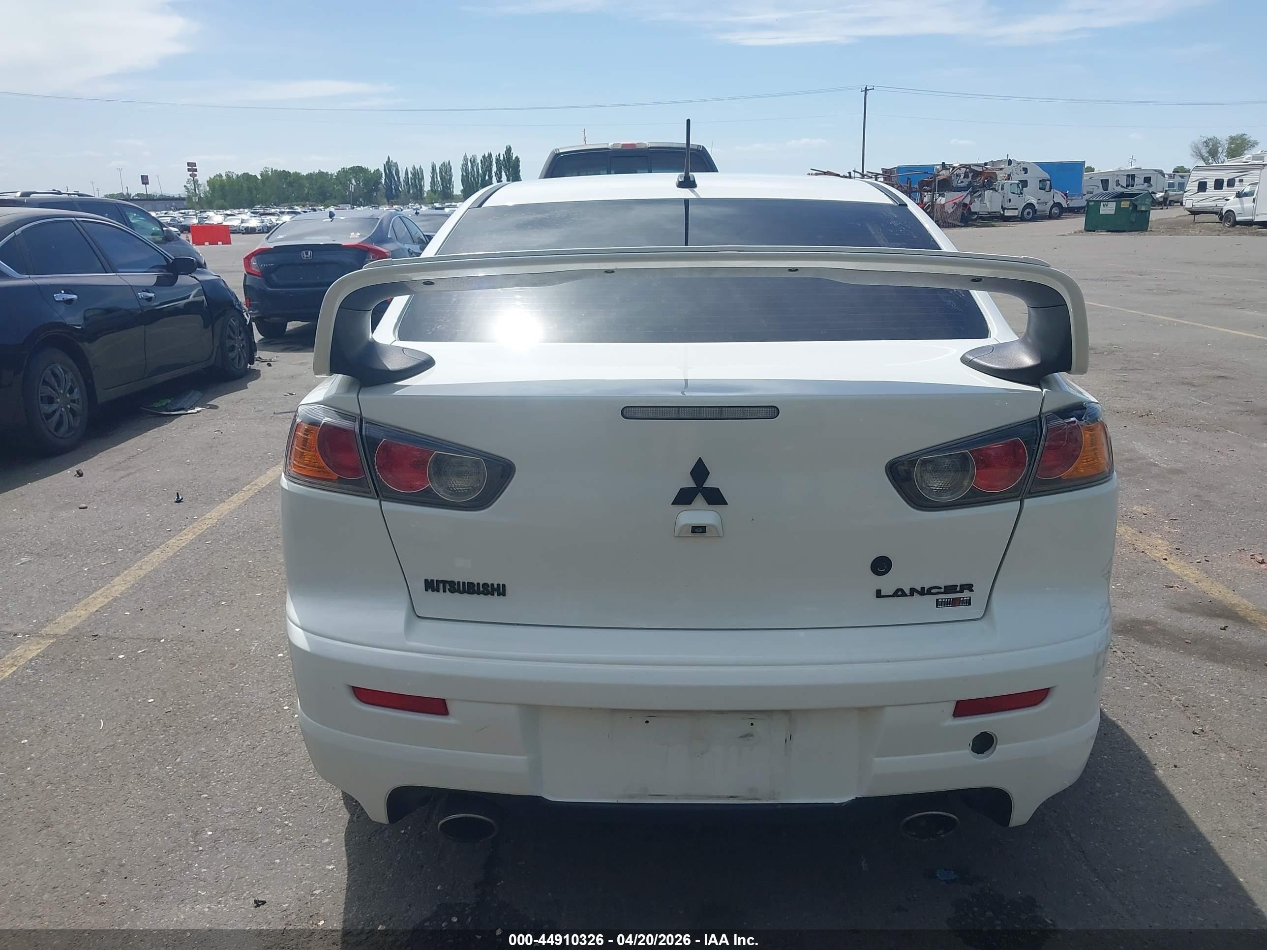 2014 Mitsubishi Lancer Ralliart Белый vin: JA32V6FV3EU021519