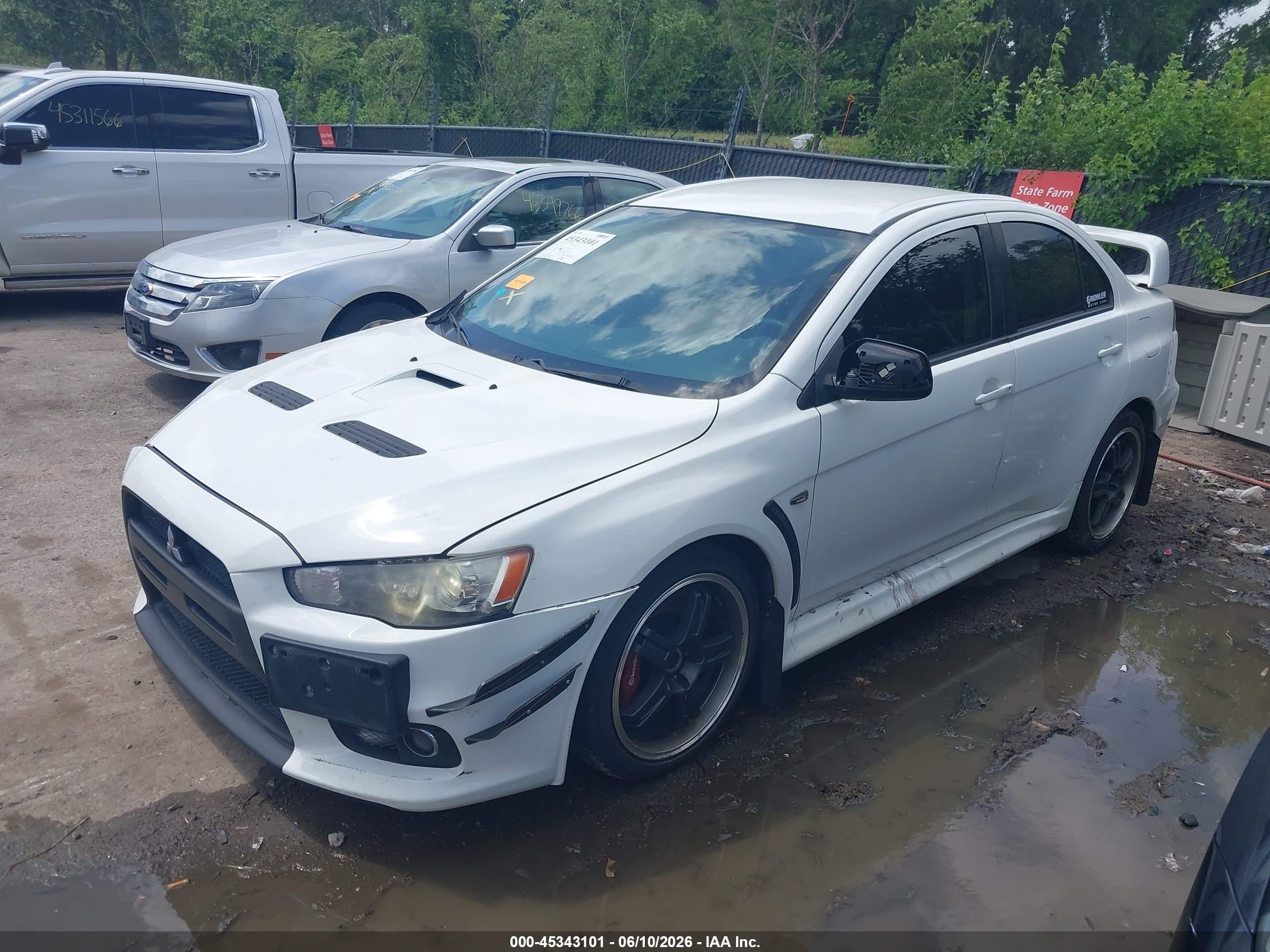 2010 Mitsubishi Lancer Evolution Se White vin: JA32W6FVXAU034002