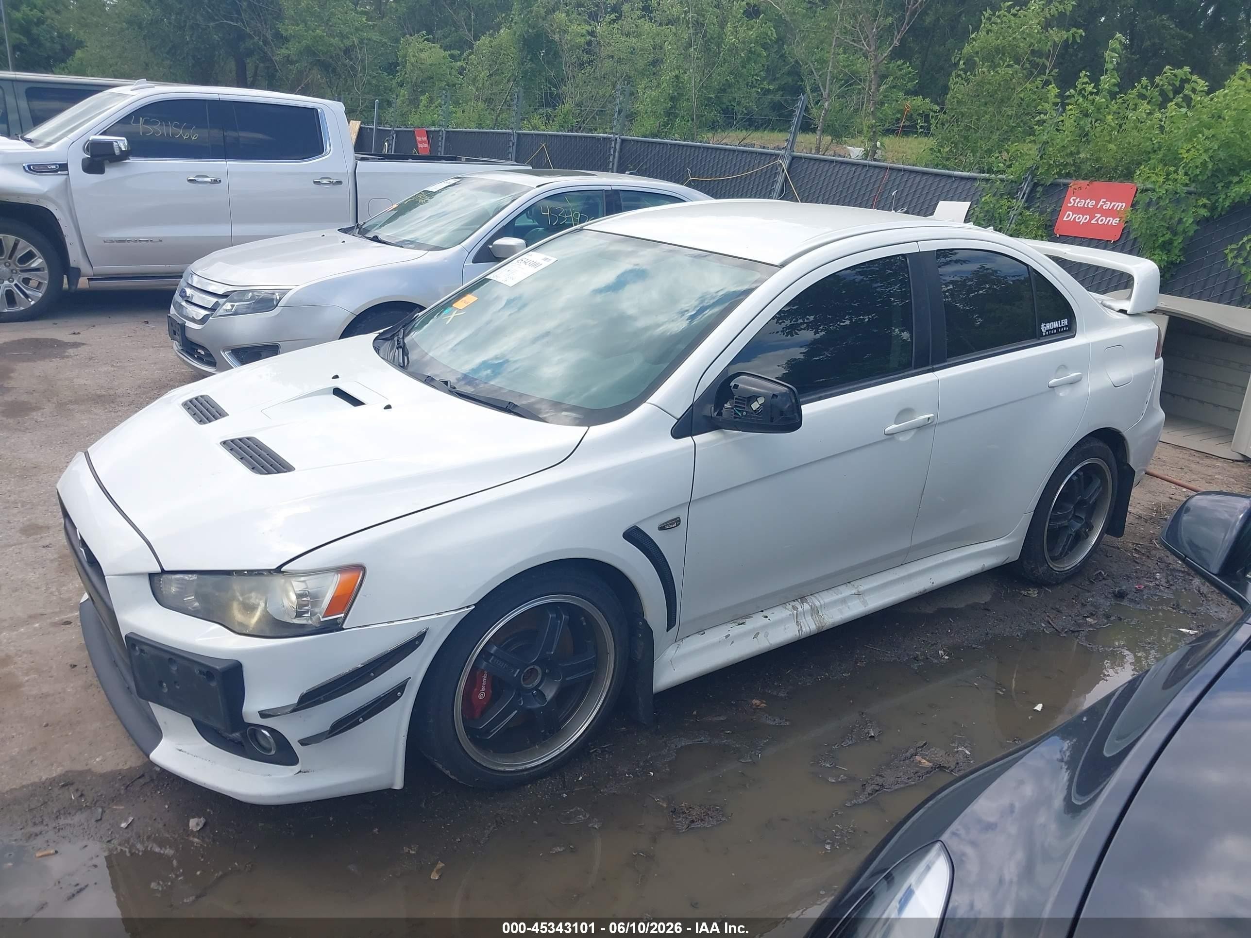 2010 Mitsubishi Lancer Evolution Se White vin: JA32W6FVXAU034002