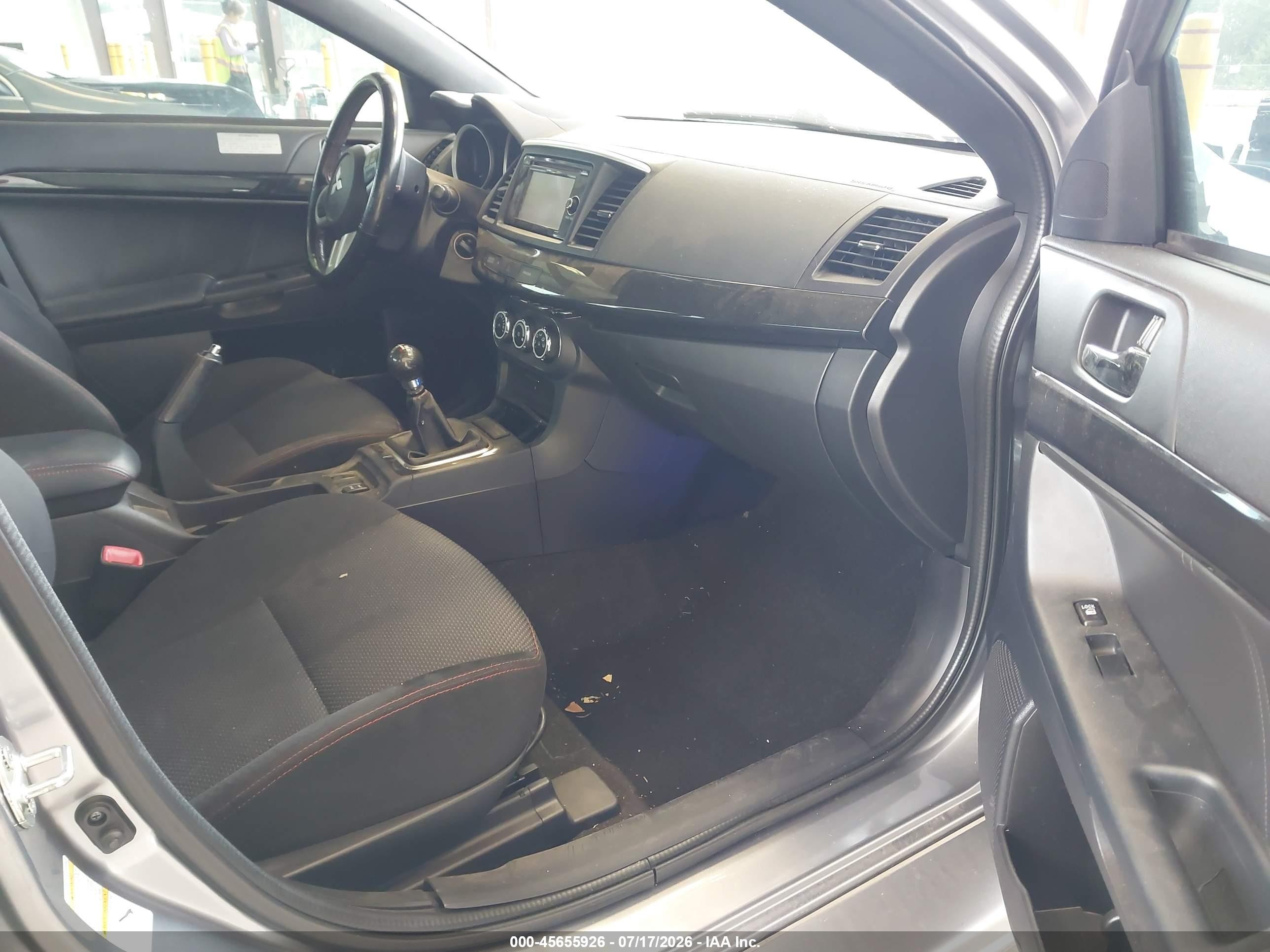 2015 Mitsubishi Lancer Evolution Final Edition Silver vin: JA32W7FV2FU027560