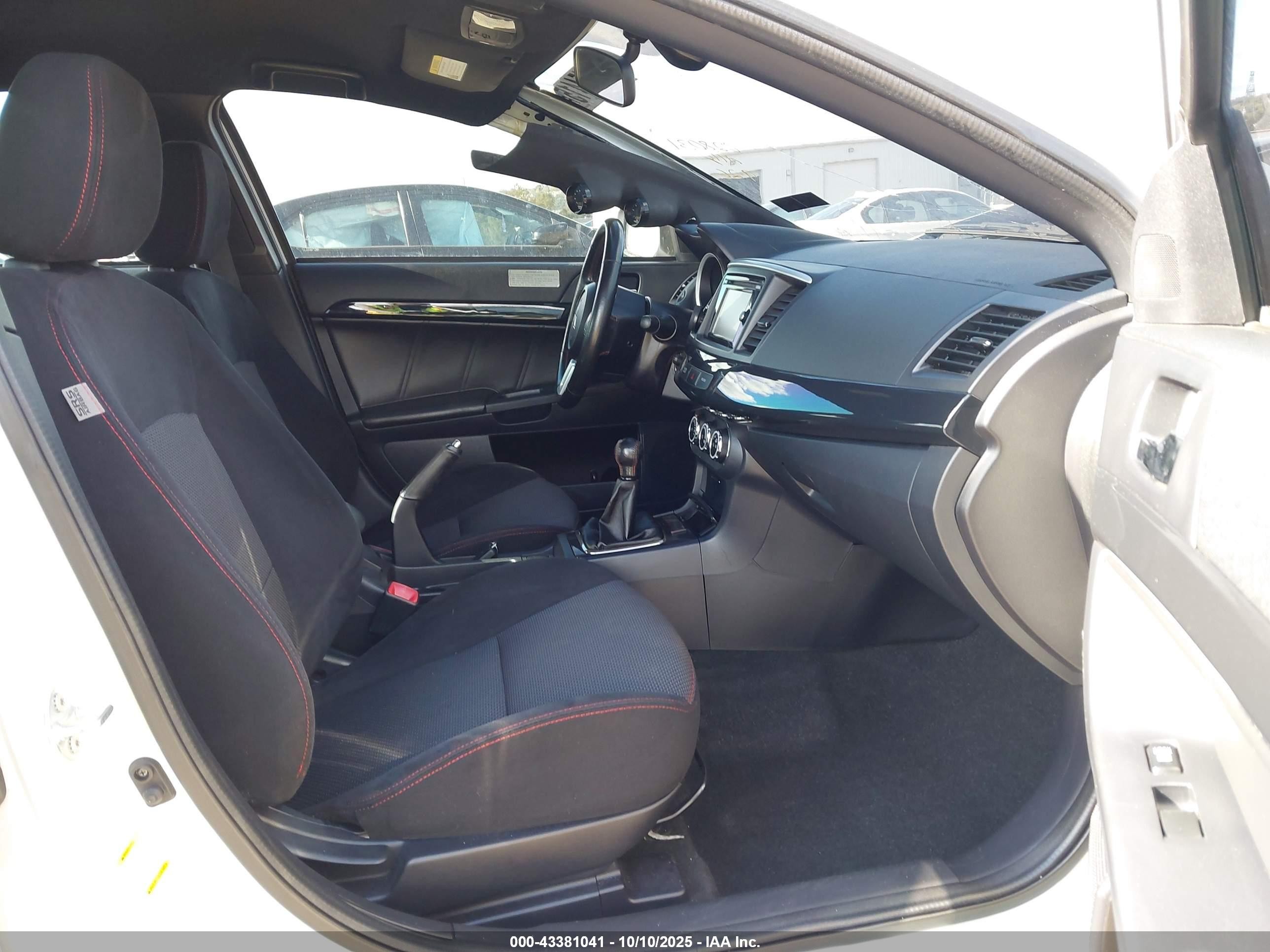 2015 Mitsubishi Lancer Evolution Final Edition White vin: JA32W7FV2FU028031