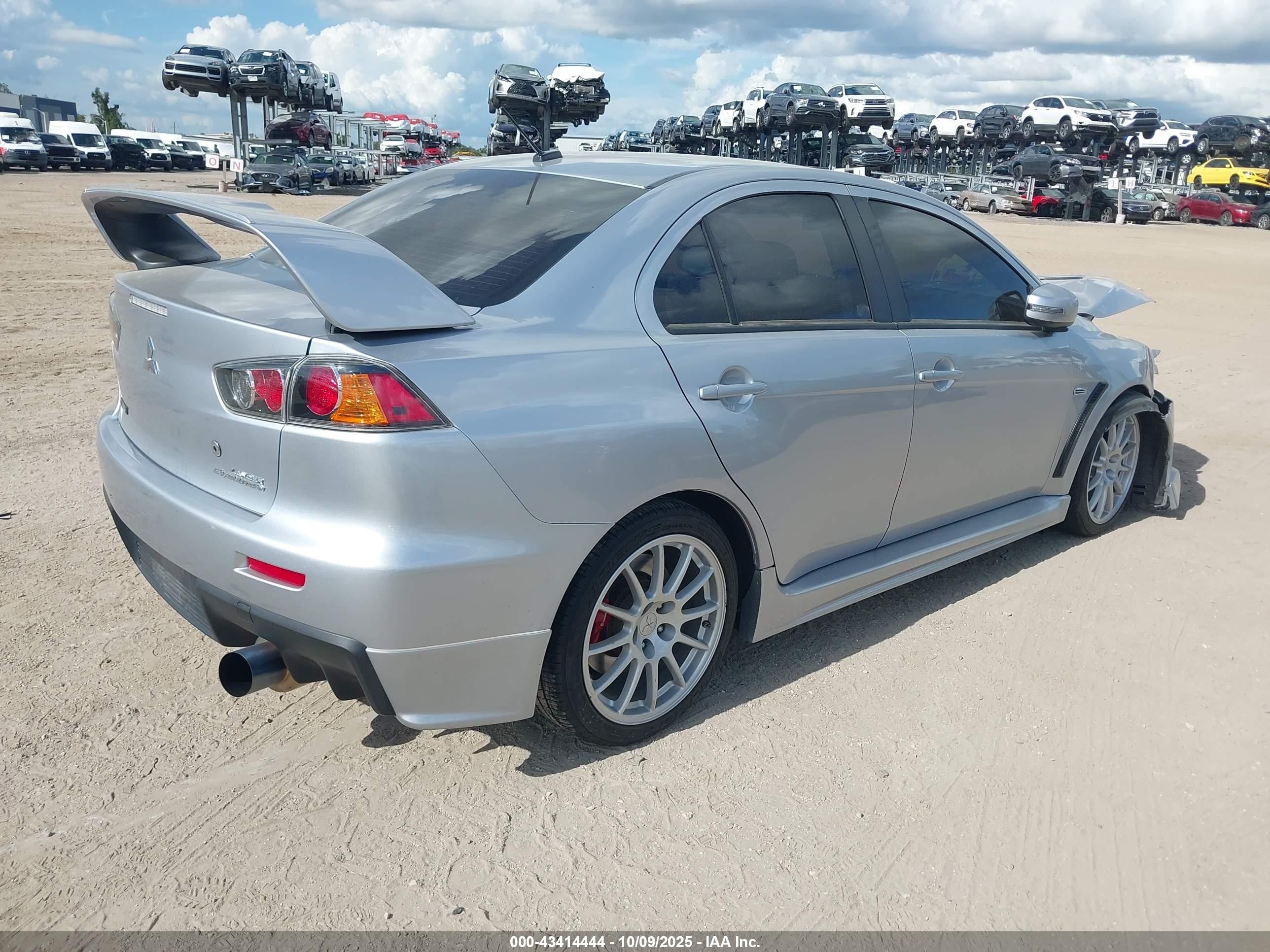 2015 Mitsubishi Lancer Evolution Gsr Silver vin: JA32W8FV0FU006891