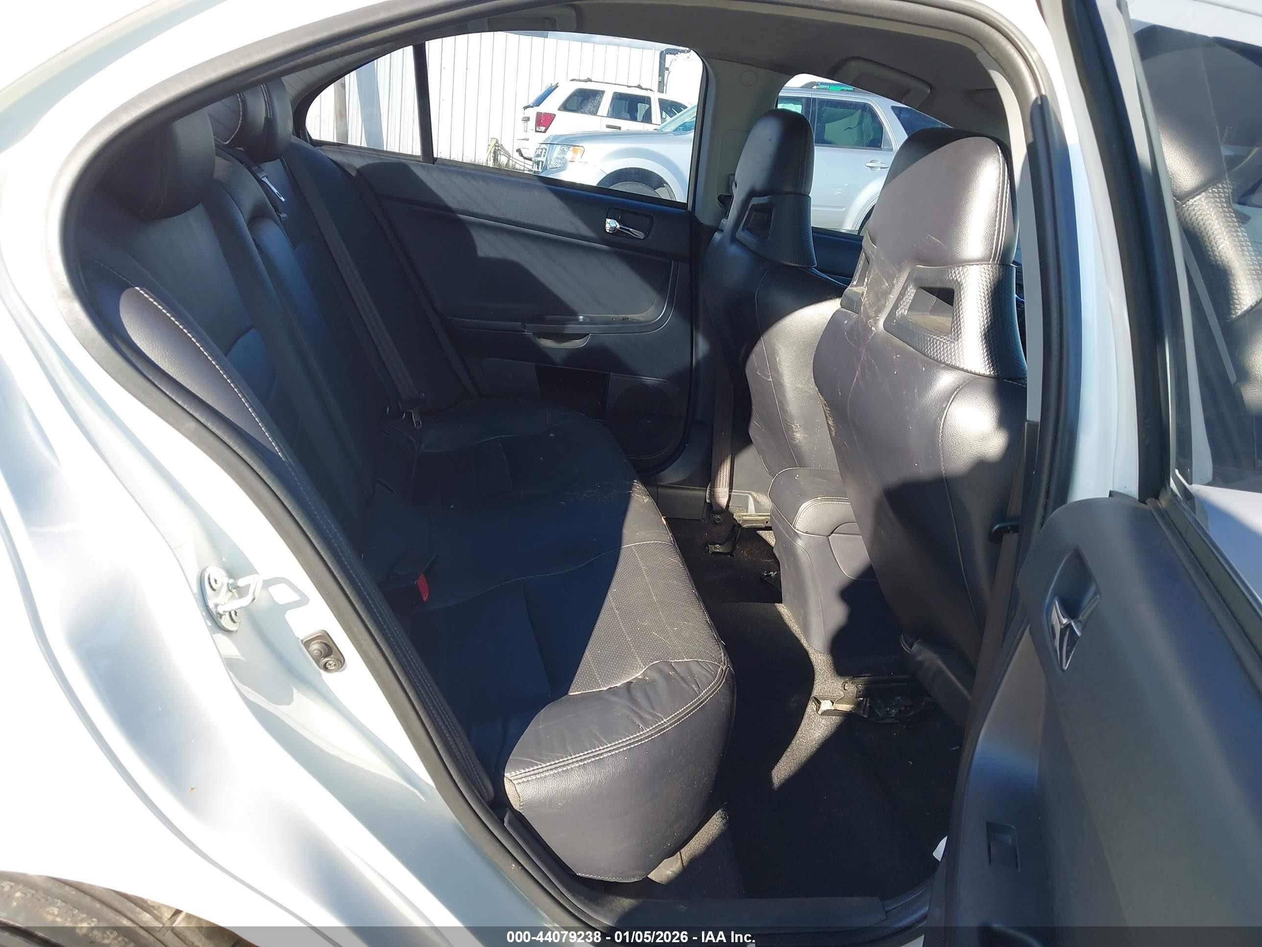 2015 Mitsubishi Lancer Evolution Gsr White vin: JA32W8FV2FU018220