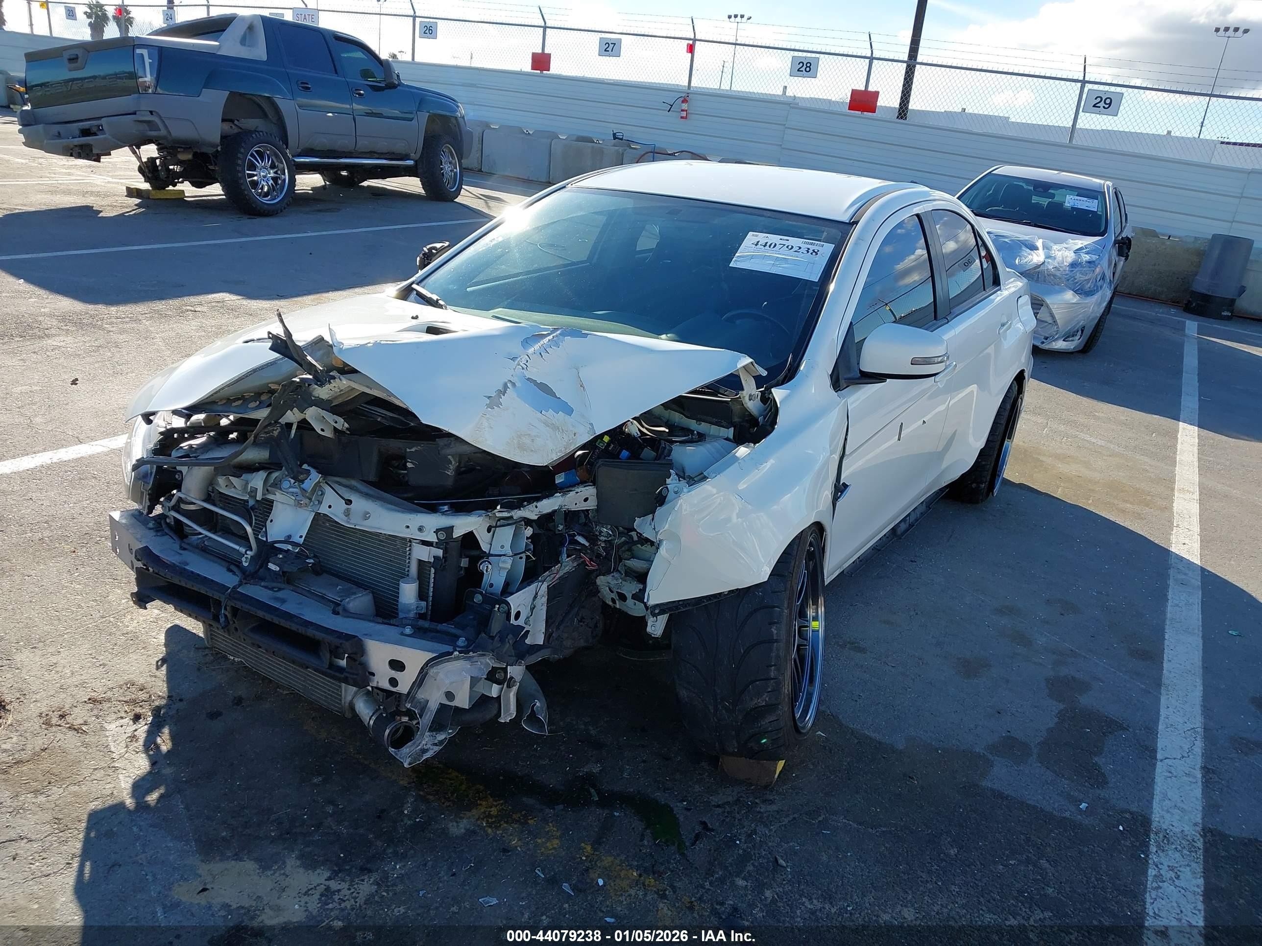 2015 Mitsubishi Lancer Evolution Gsr White vin: JA32W8FV2FU018220