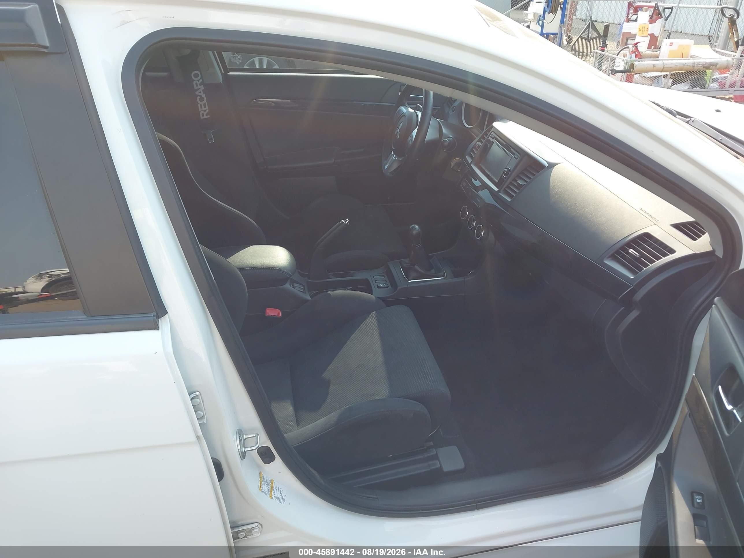 2015 Mitsubishi Lancer Evolution Gsr White vin: JA32W8FV2FU603959
