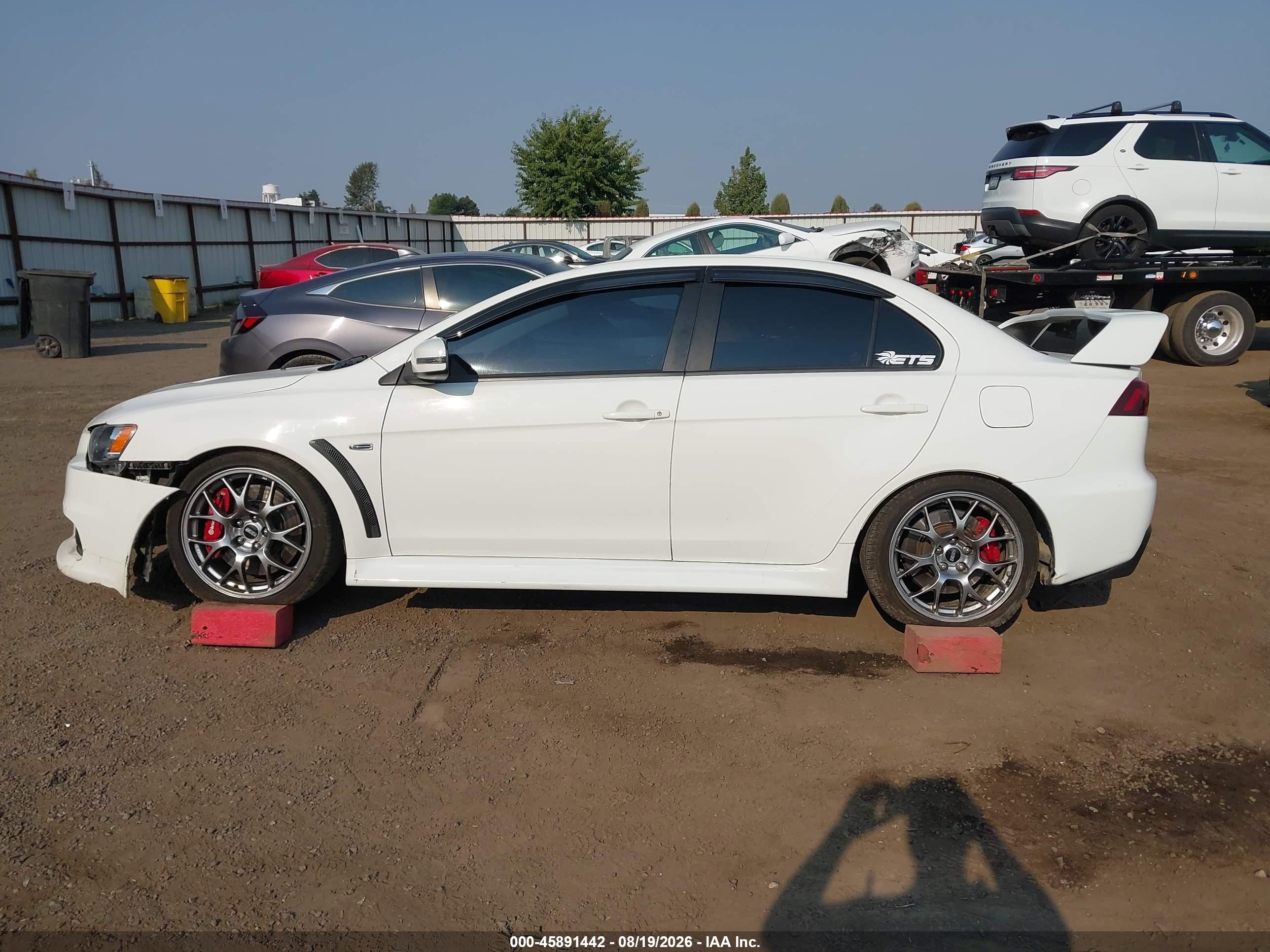 2015 Mitsubishi Lancer Evolution Gsr White vin: JA32W8FV2FU603959