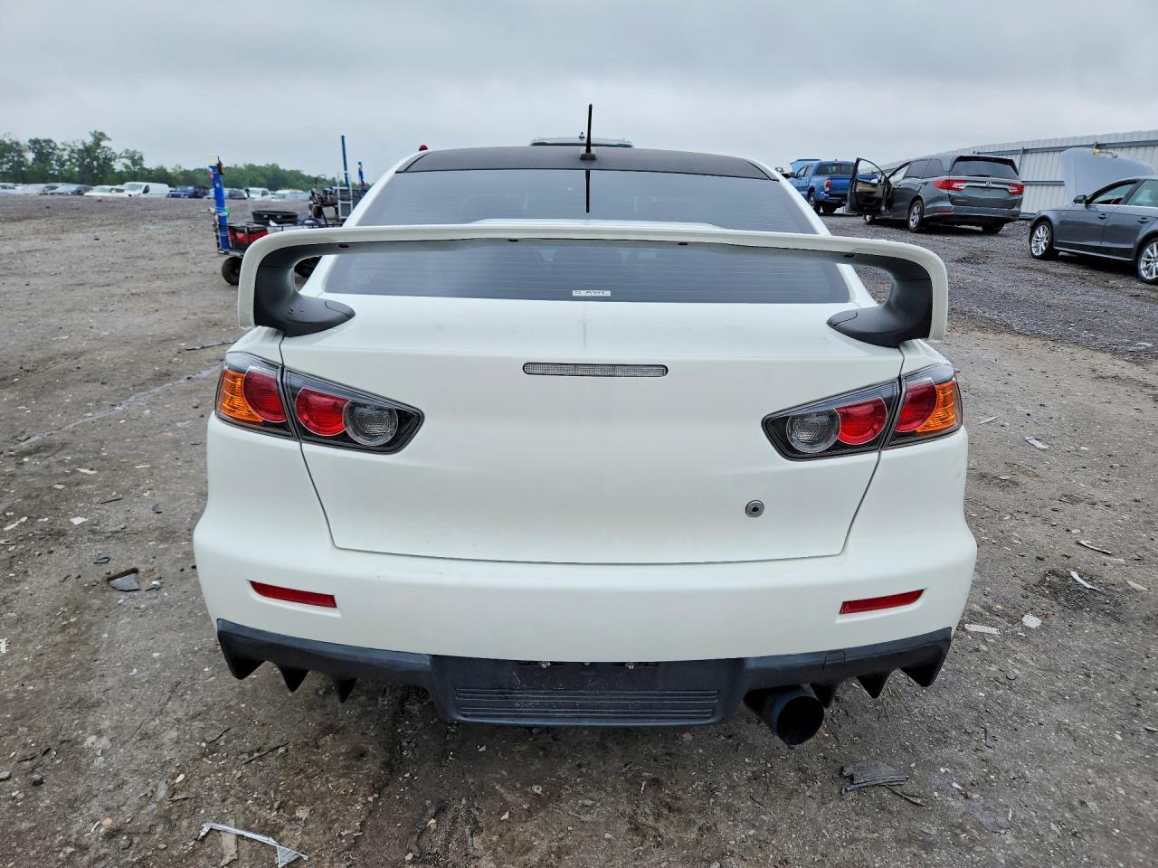 2011 Mitsubishi Lancer Evolution Gsr Белый vin: JA32W8FV3BU046909
