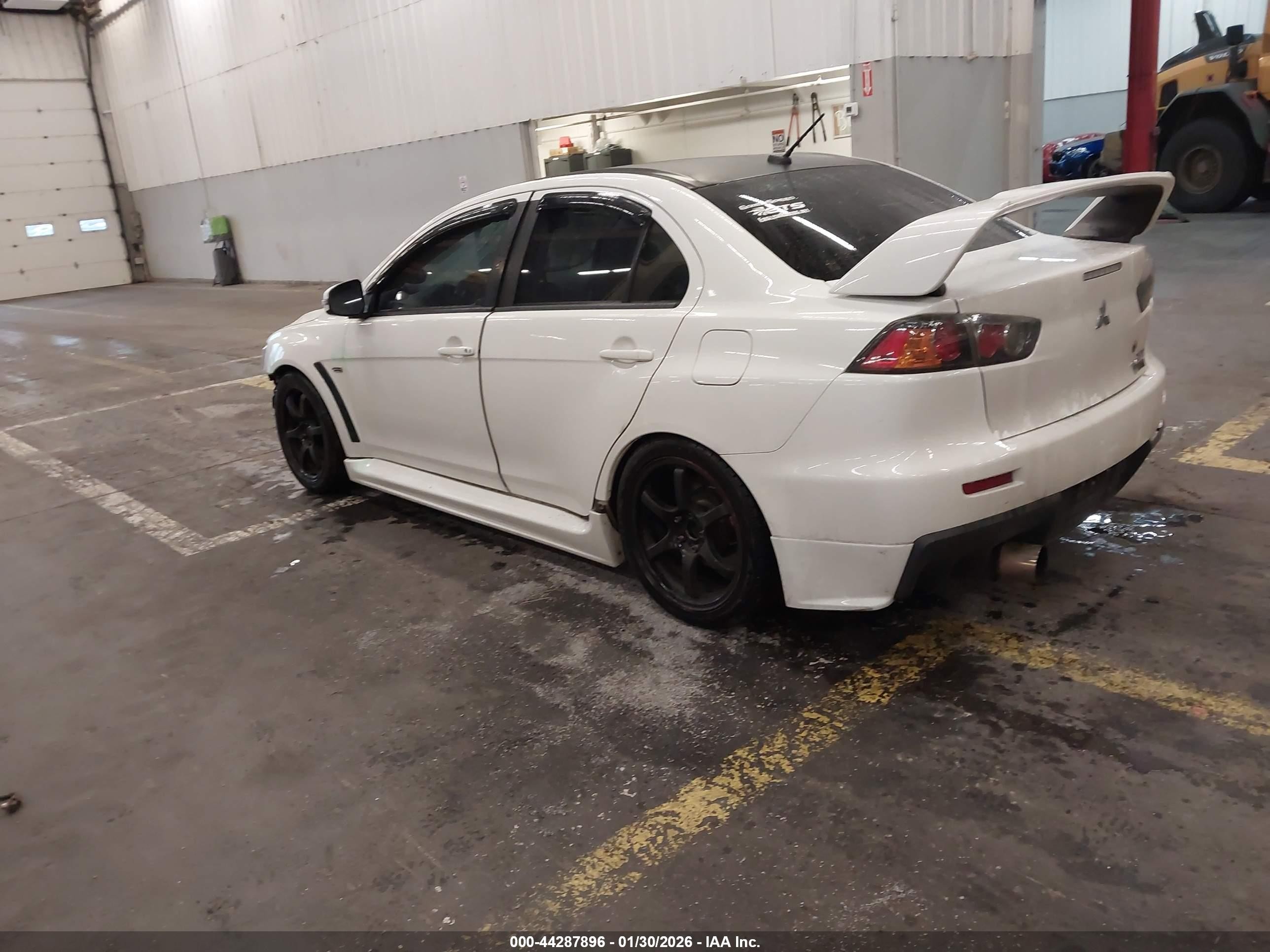 2015 Mitsubishi Lancer Evolution Gsr Белый vin: JA32W8FV5FU006207